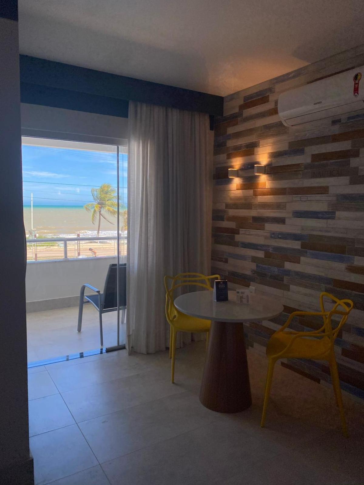 Deluxe Quadruple Room with balcony and sea view - Photo 2