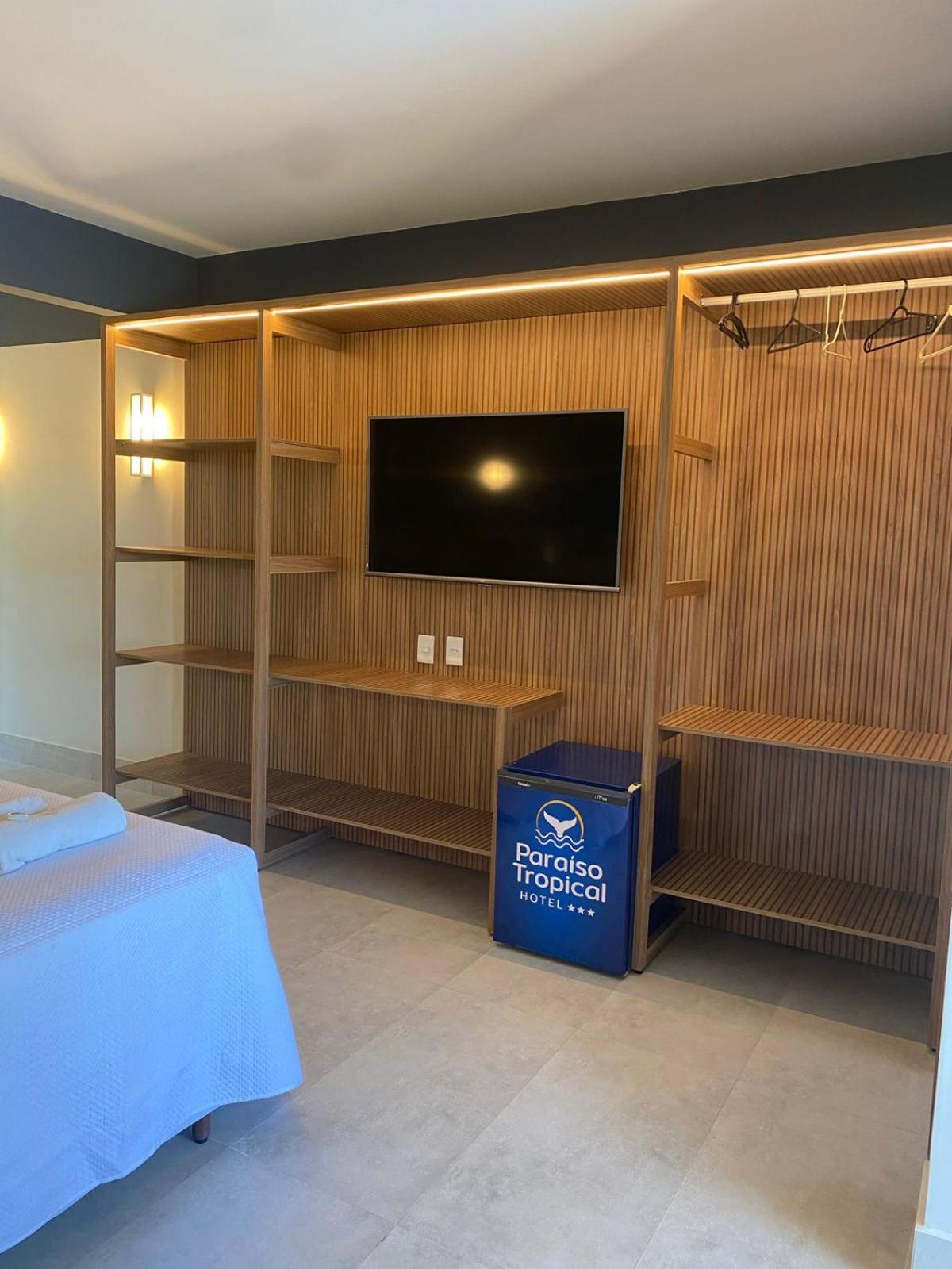 Deluxe Quadruple Room with balcony and sea view - Photo 3