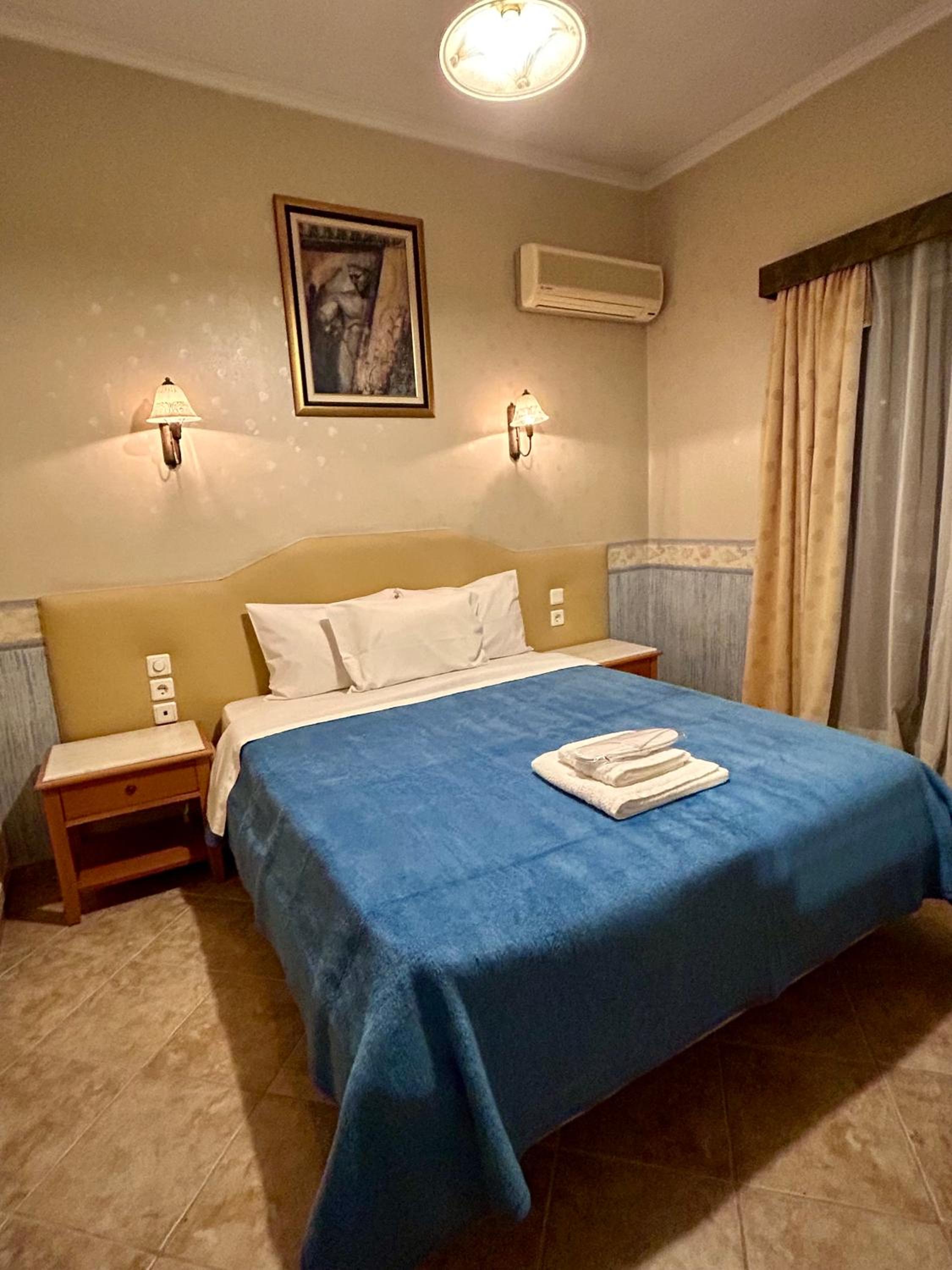 Deluxe Single Room With Balcony photo 1
