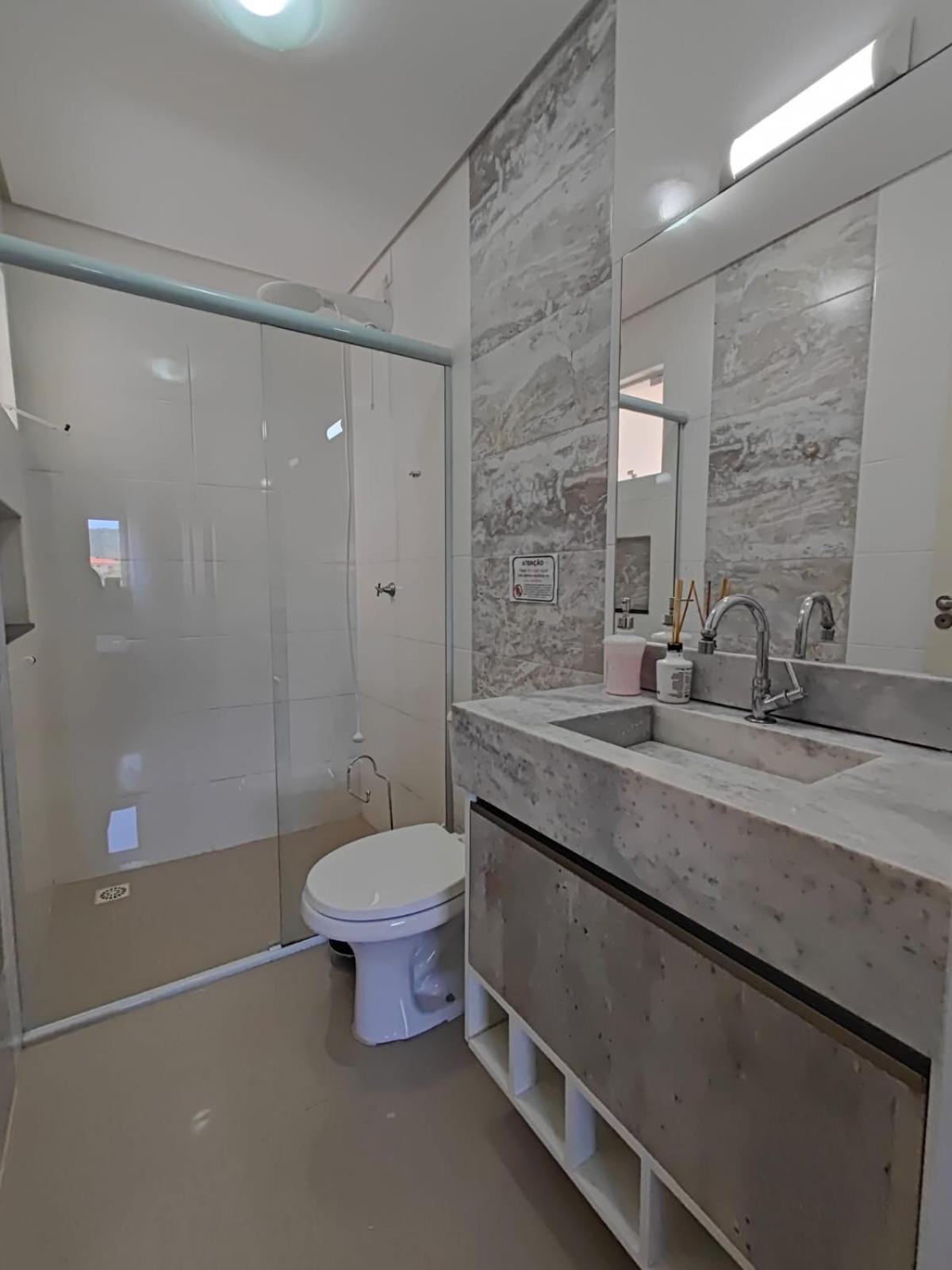 Two-Bedroom Apartment - Photo 27