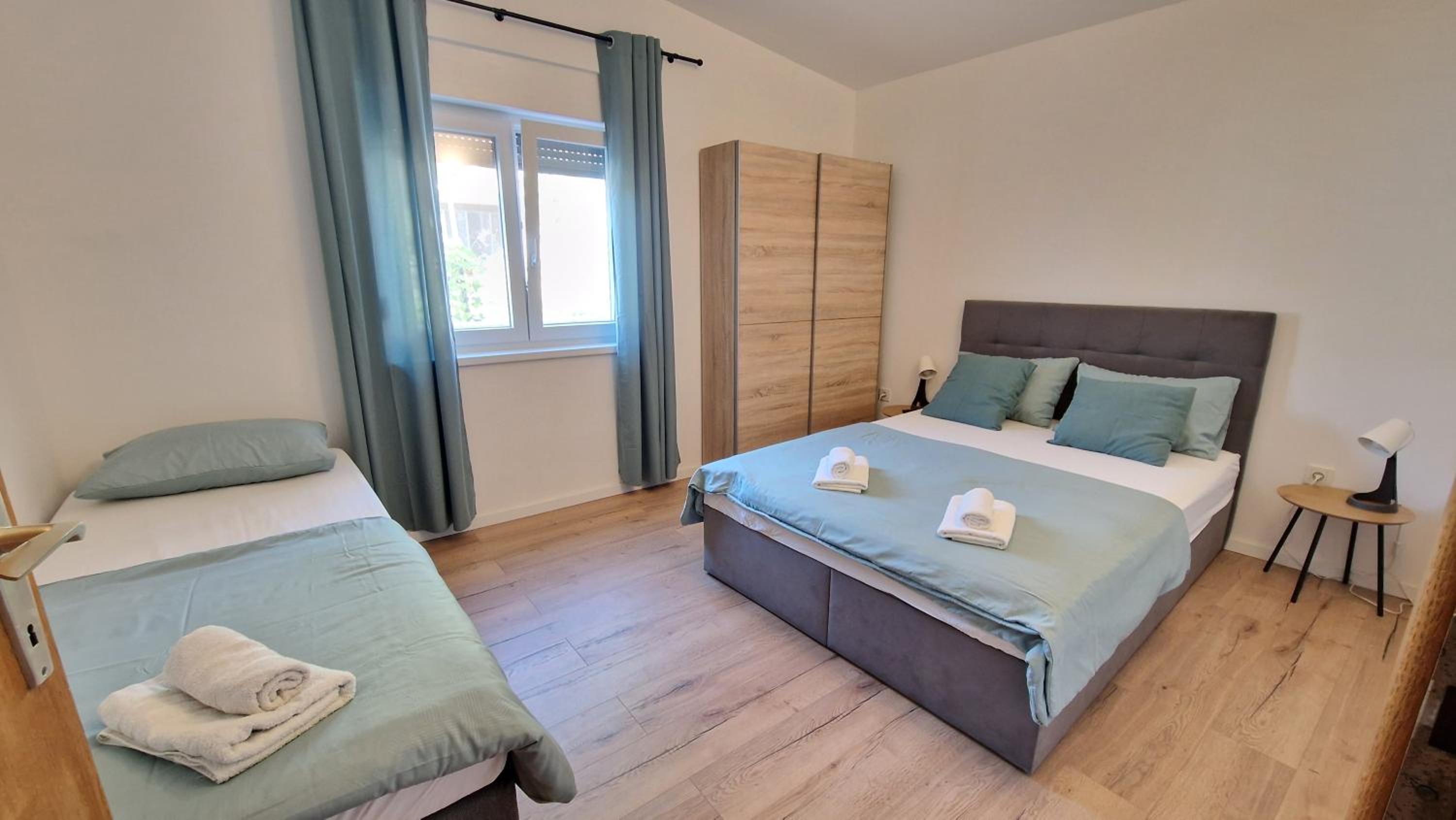 Three-Bedroom Apartment photo 1