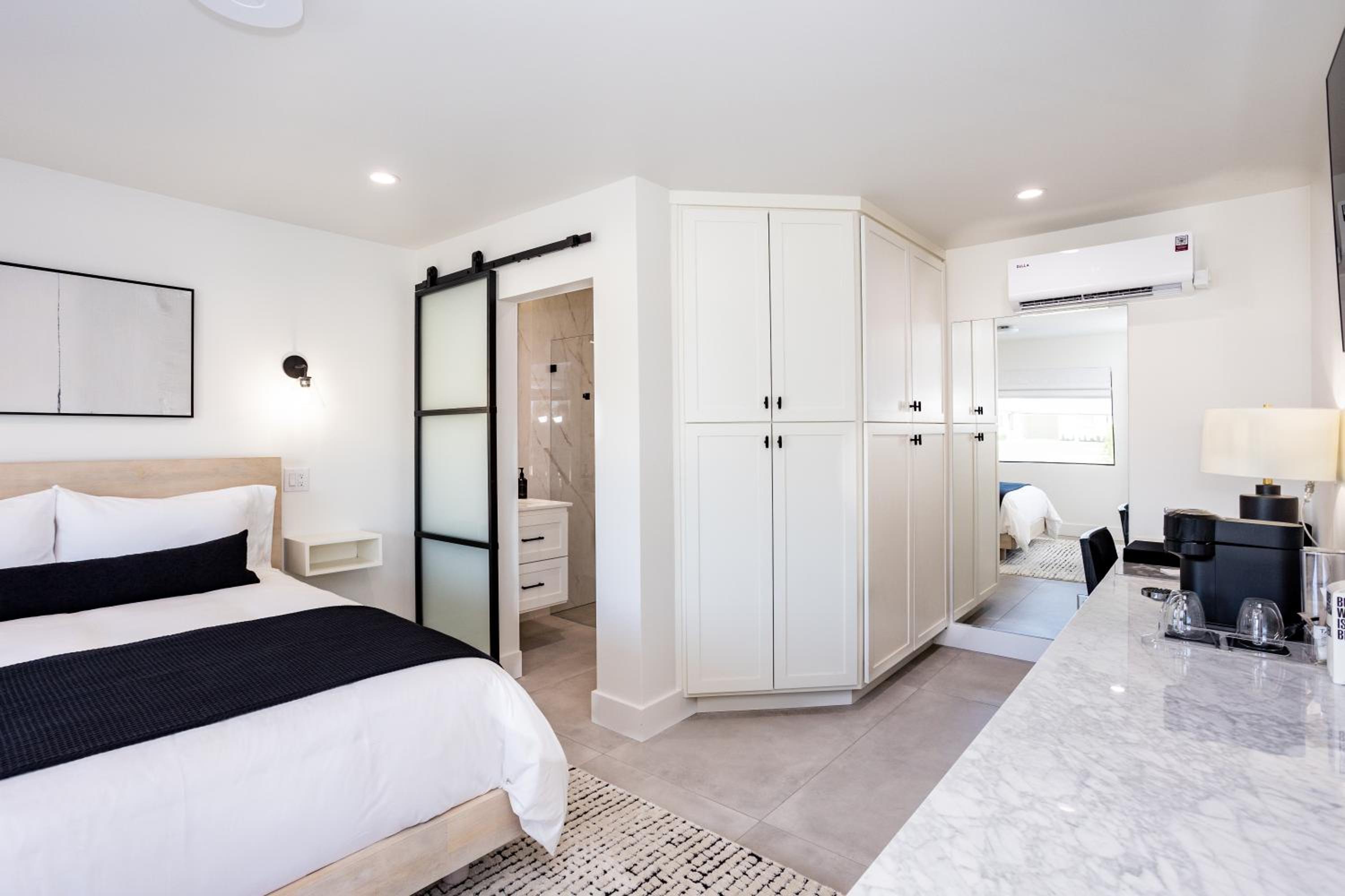 Queen Room