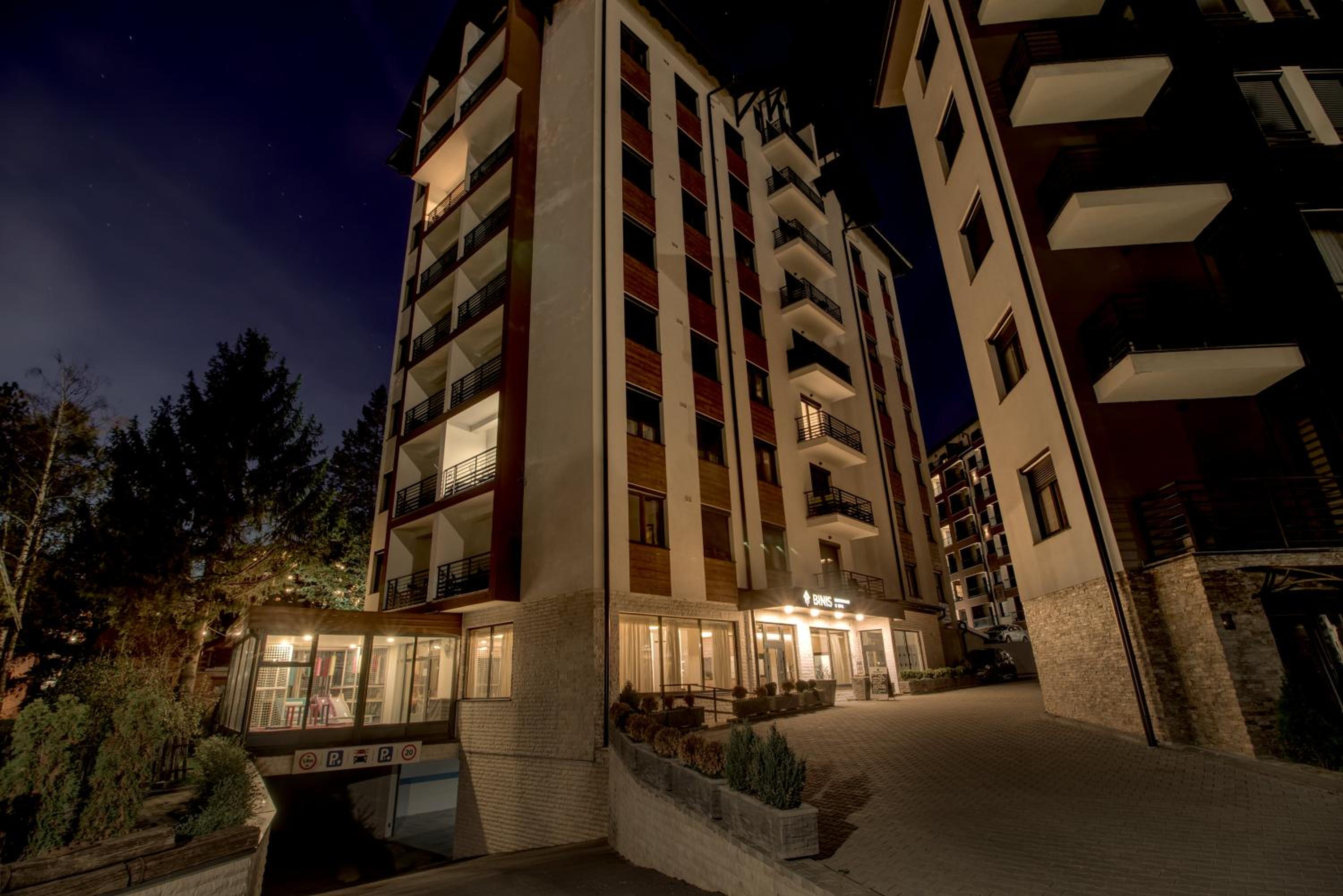 Apartment with Terrace photo 2