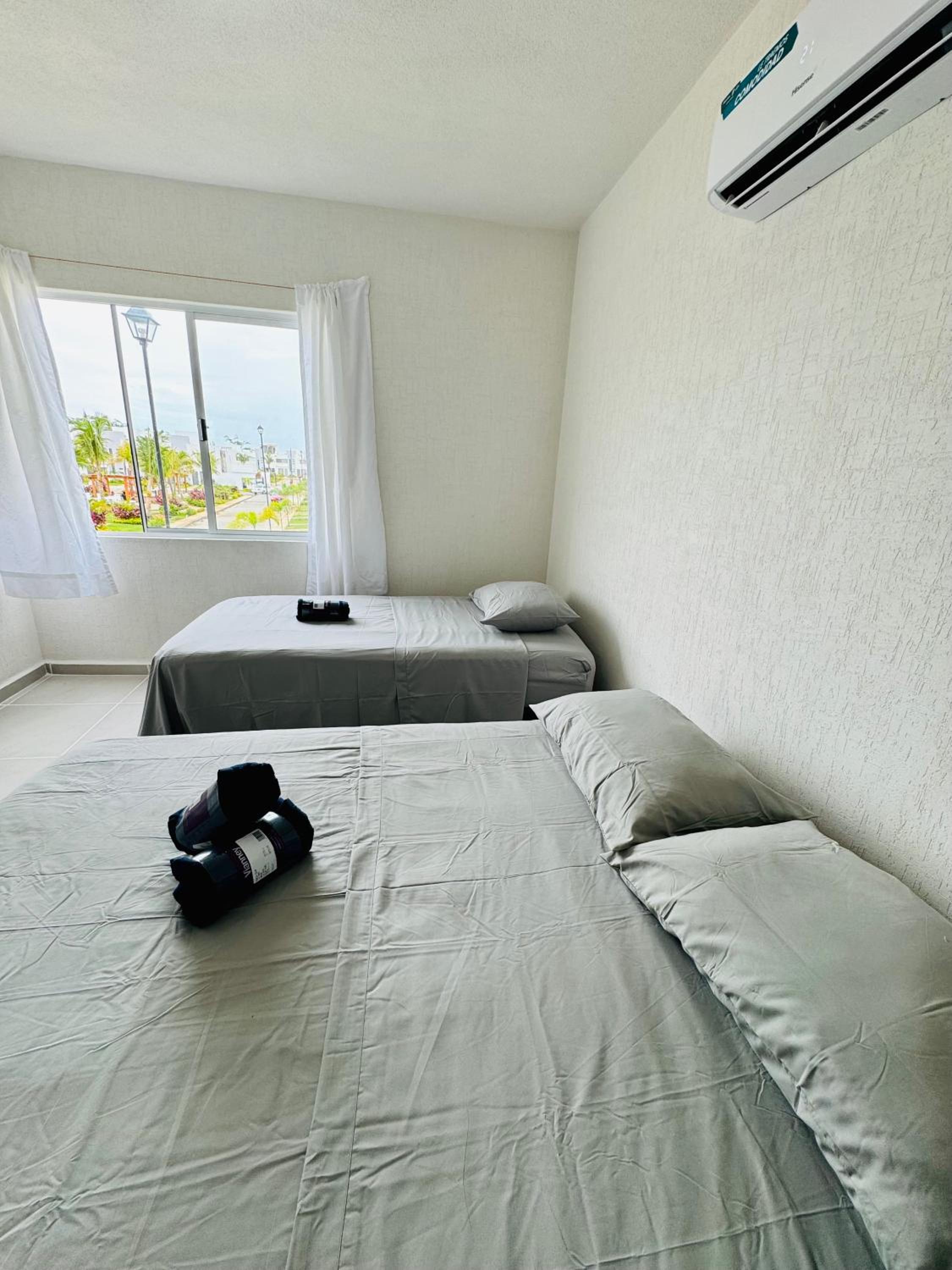 Three-Bedroom Villa photo 3