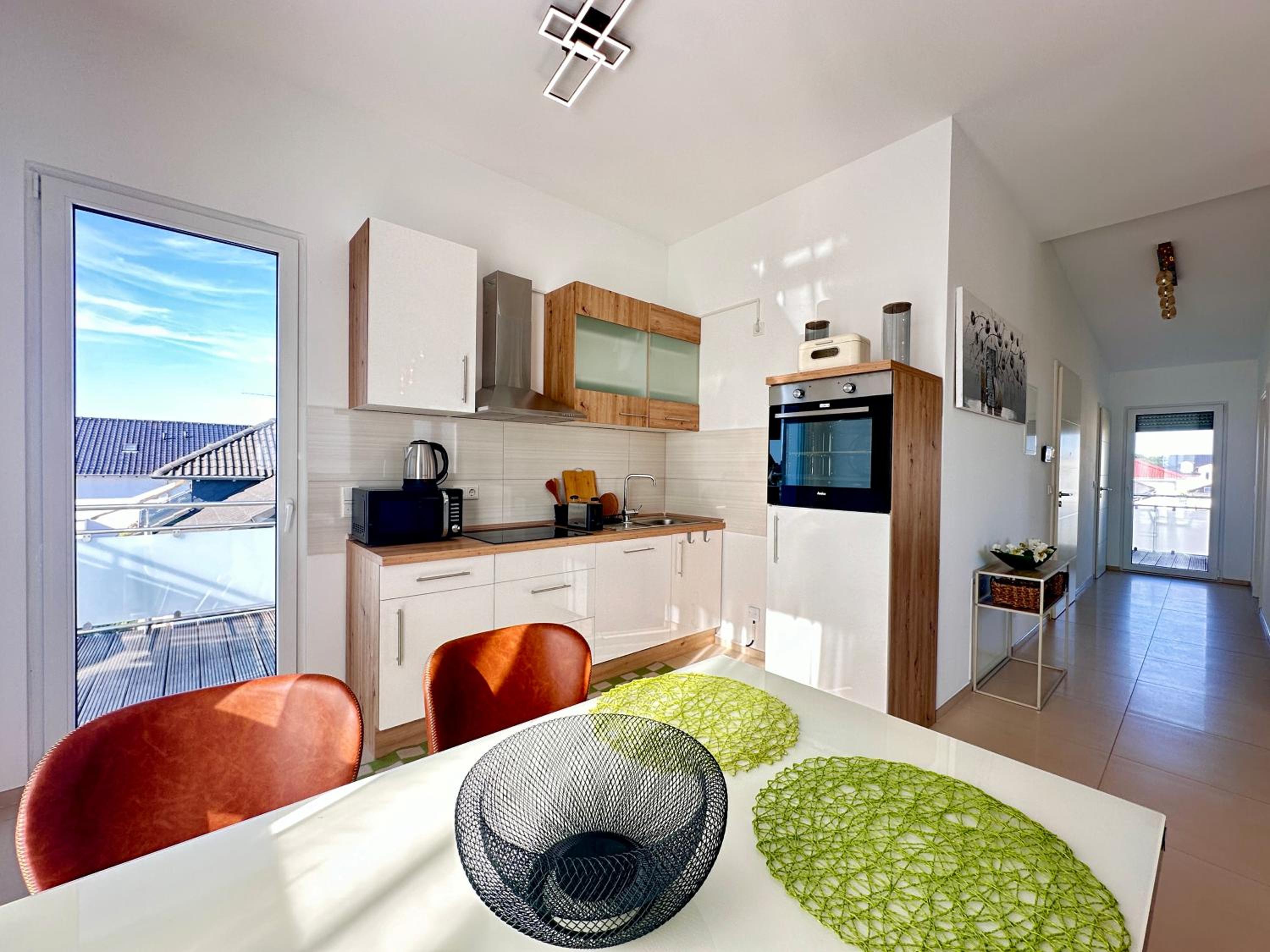 One-Bedroom Apartment photo 2