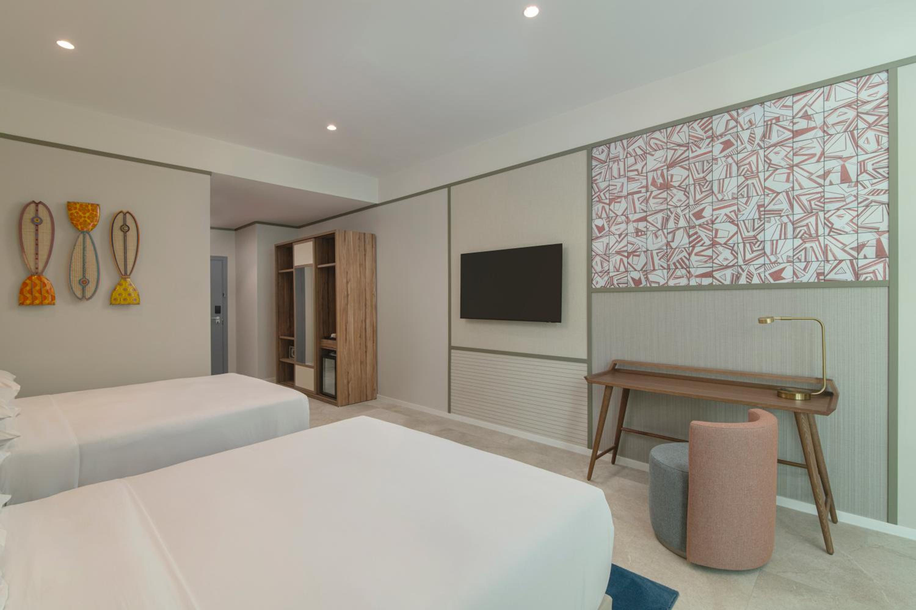 Deluxe Double Room with Two Double Beds photo 2