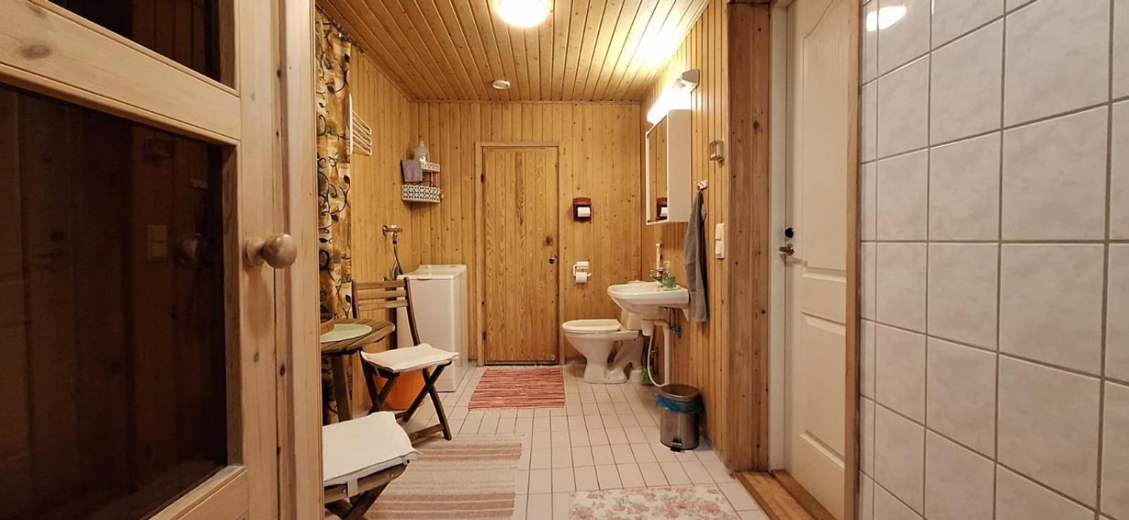 Two-Bedroom Villa - Photo 43