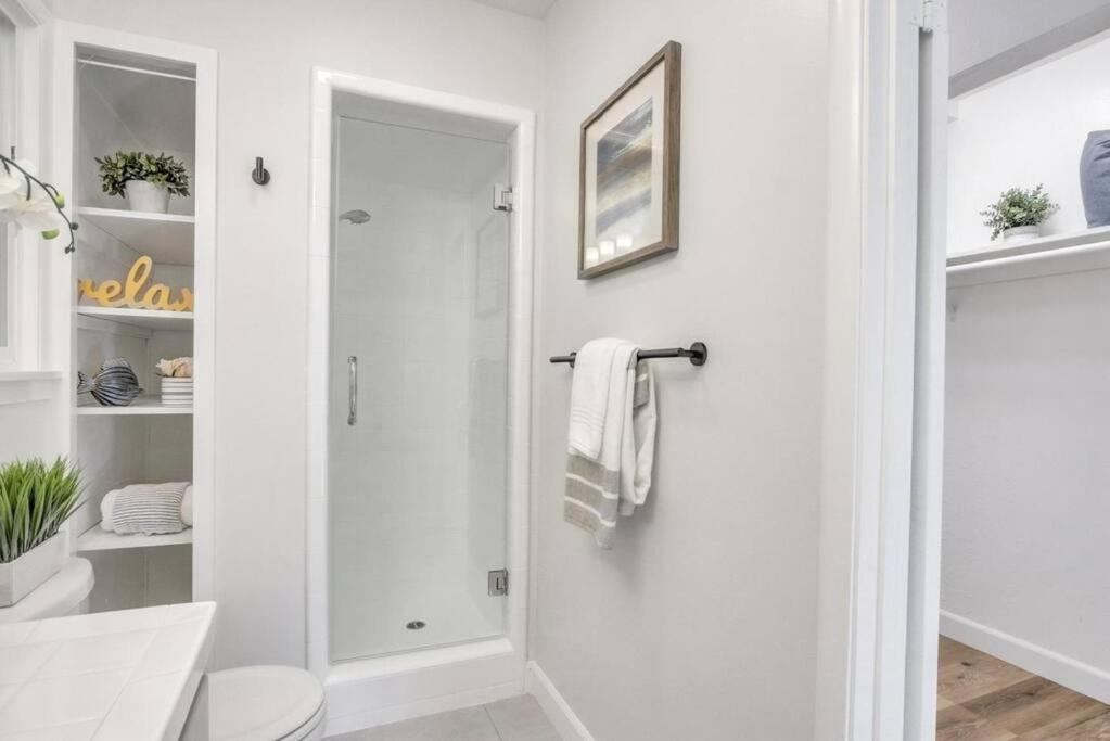 One-Bedroom House photo 2