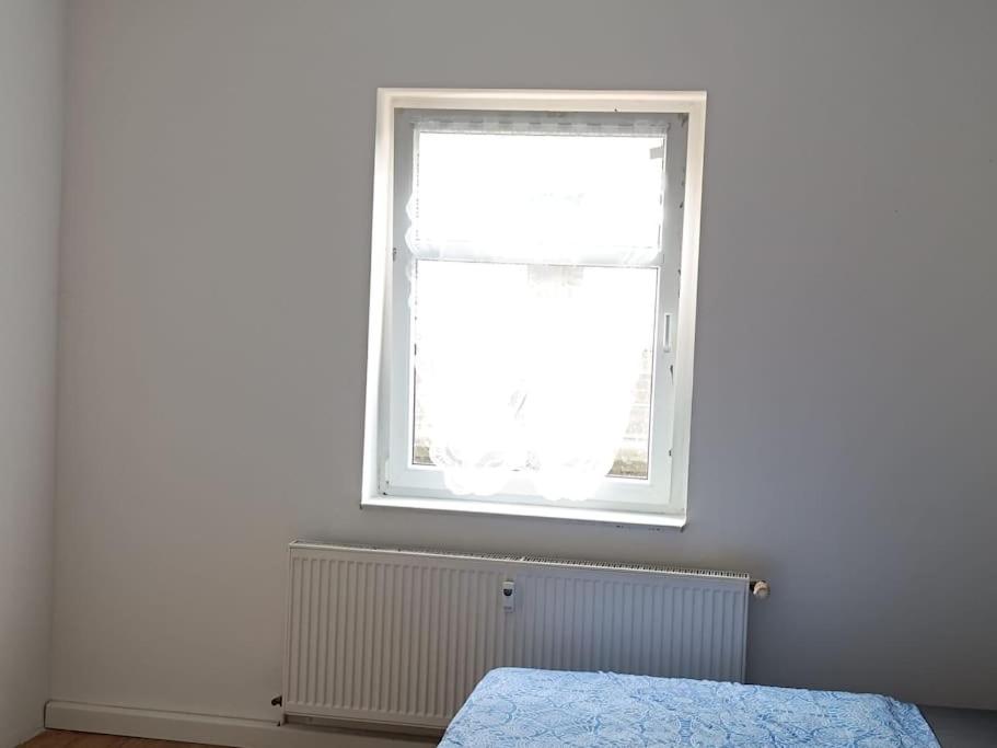 Three-Bedroom Apartment photo 3