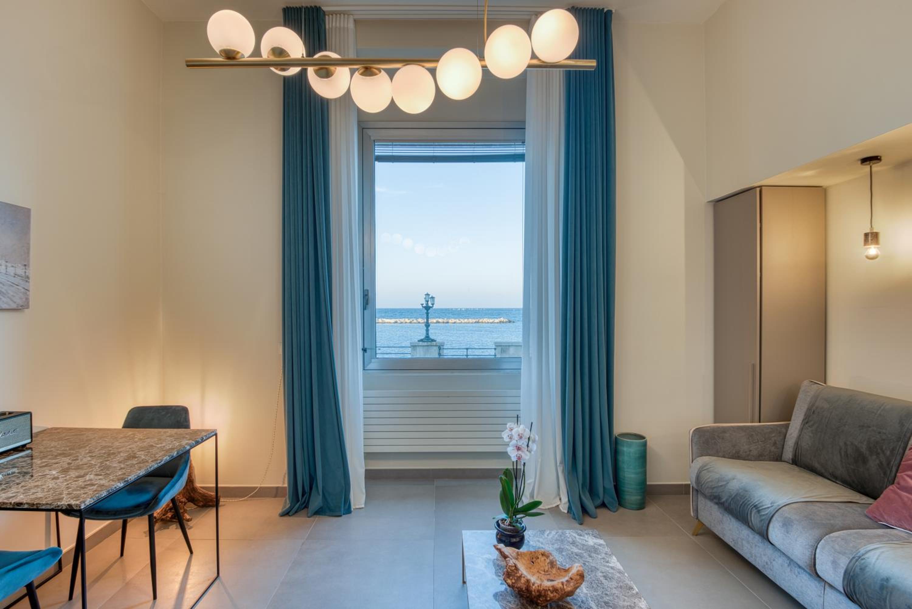 Suite with Sea View
