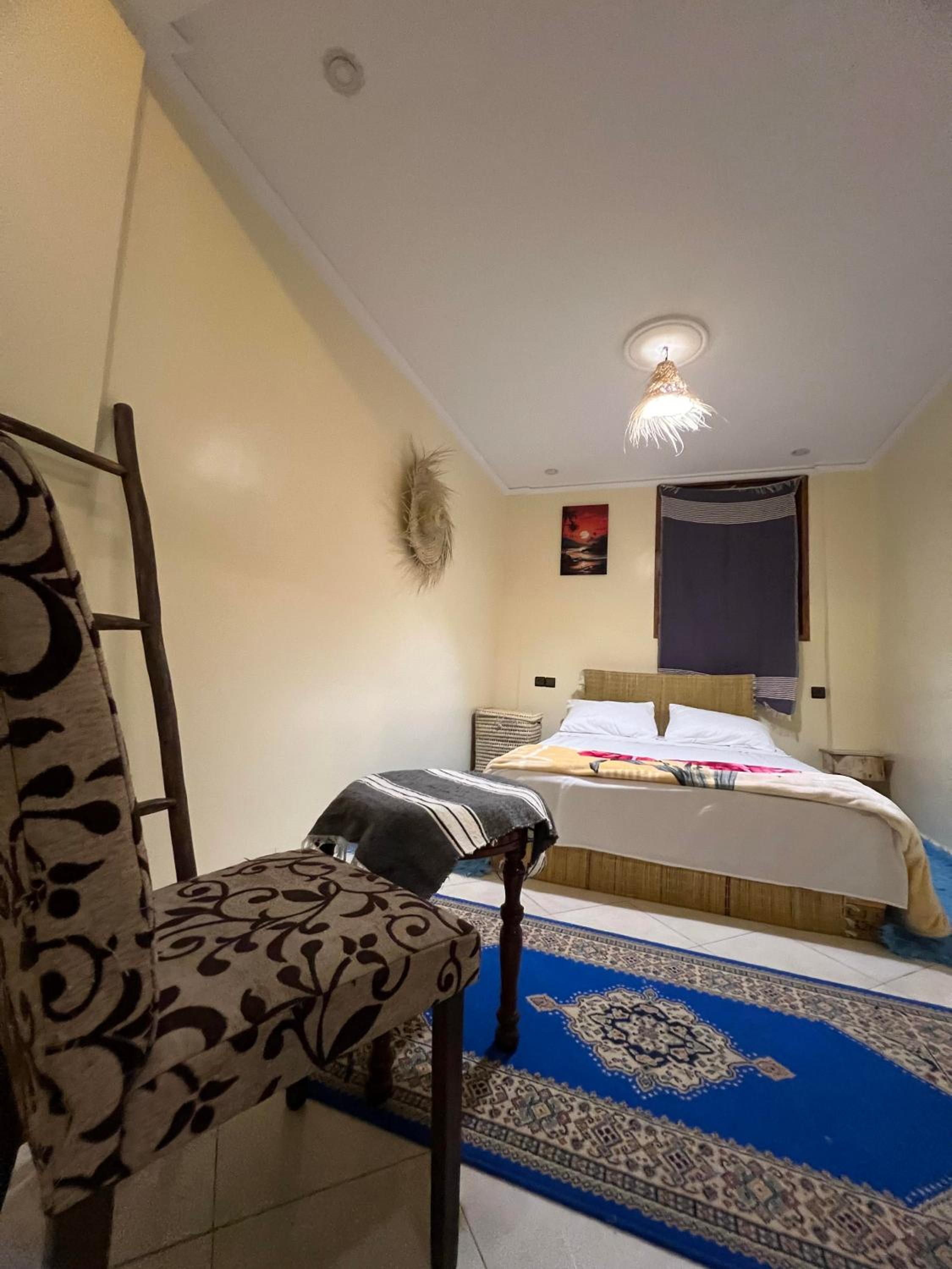 Double Room With Shared Bathroom photo 1