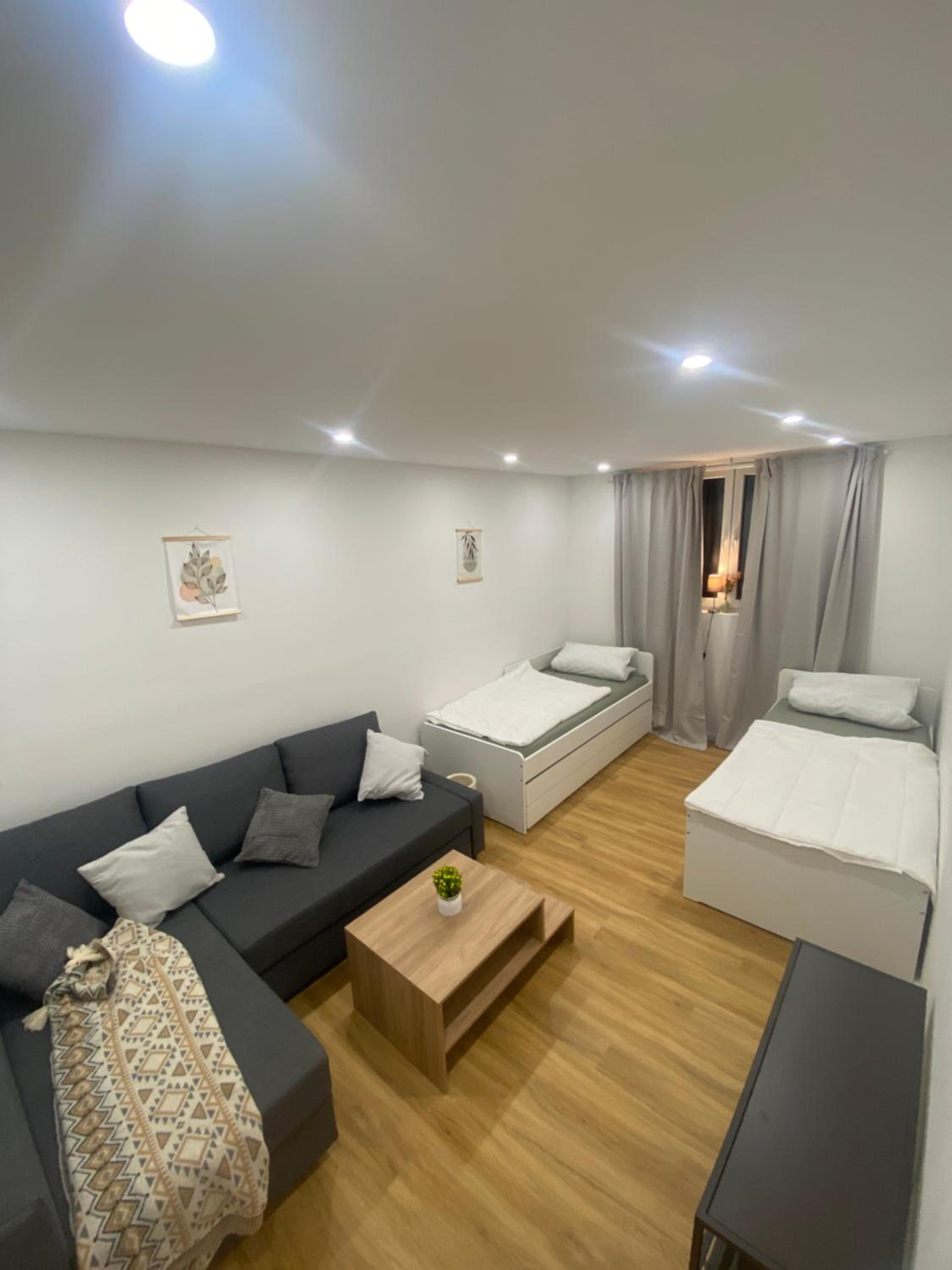 One-Bedroom Apartment photo 2