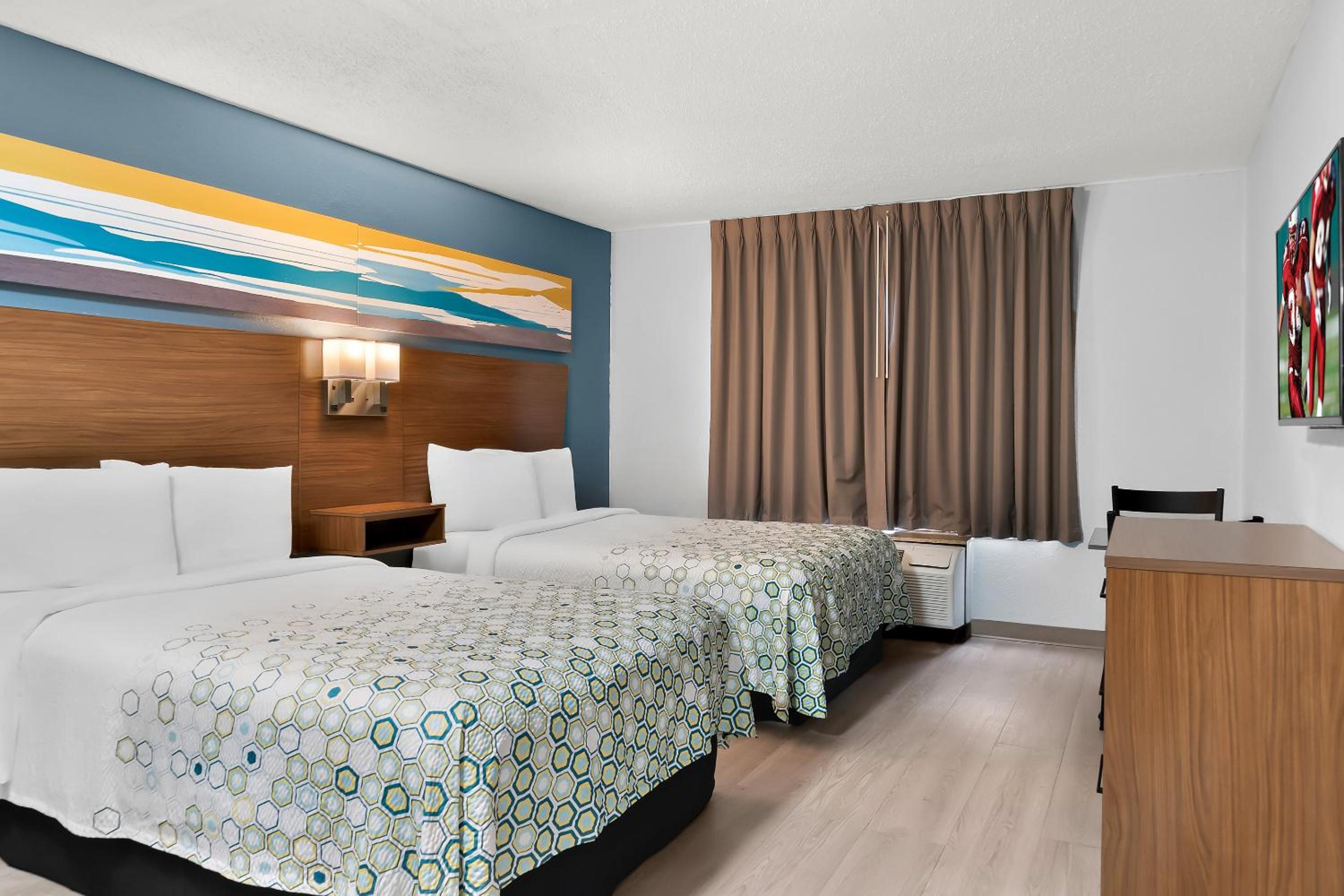 Studio Room with Two Double Beds Non-Smoking photo 1