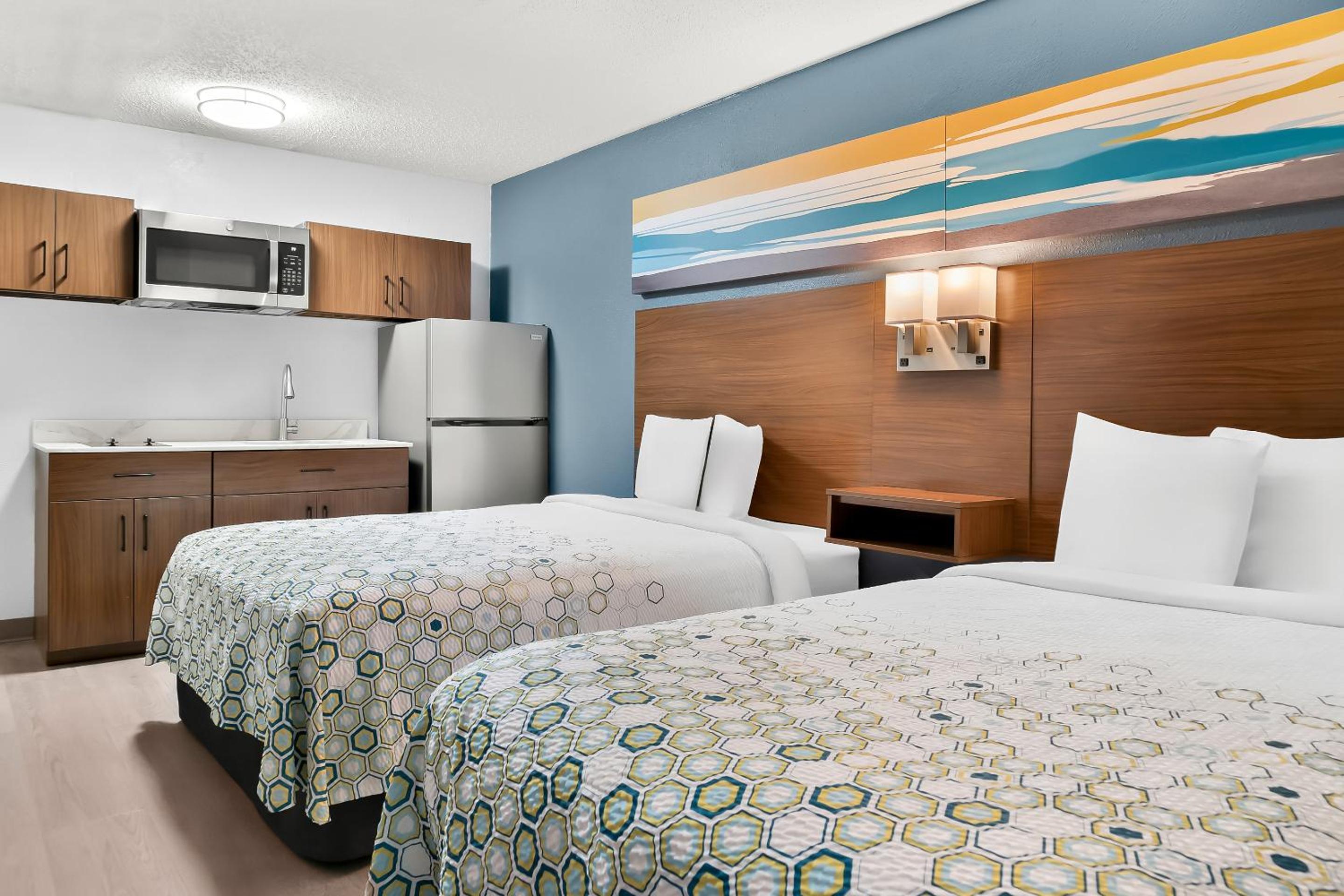 Studio Room with Two Double Beds Non-Smoking photo 2