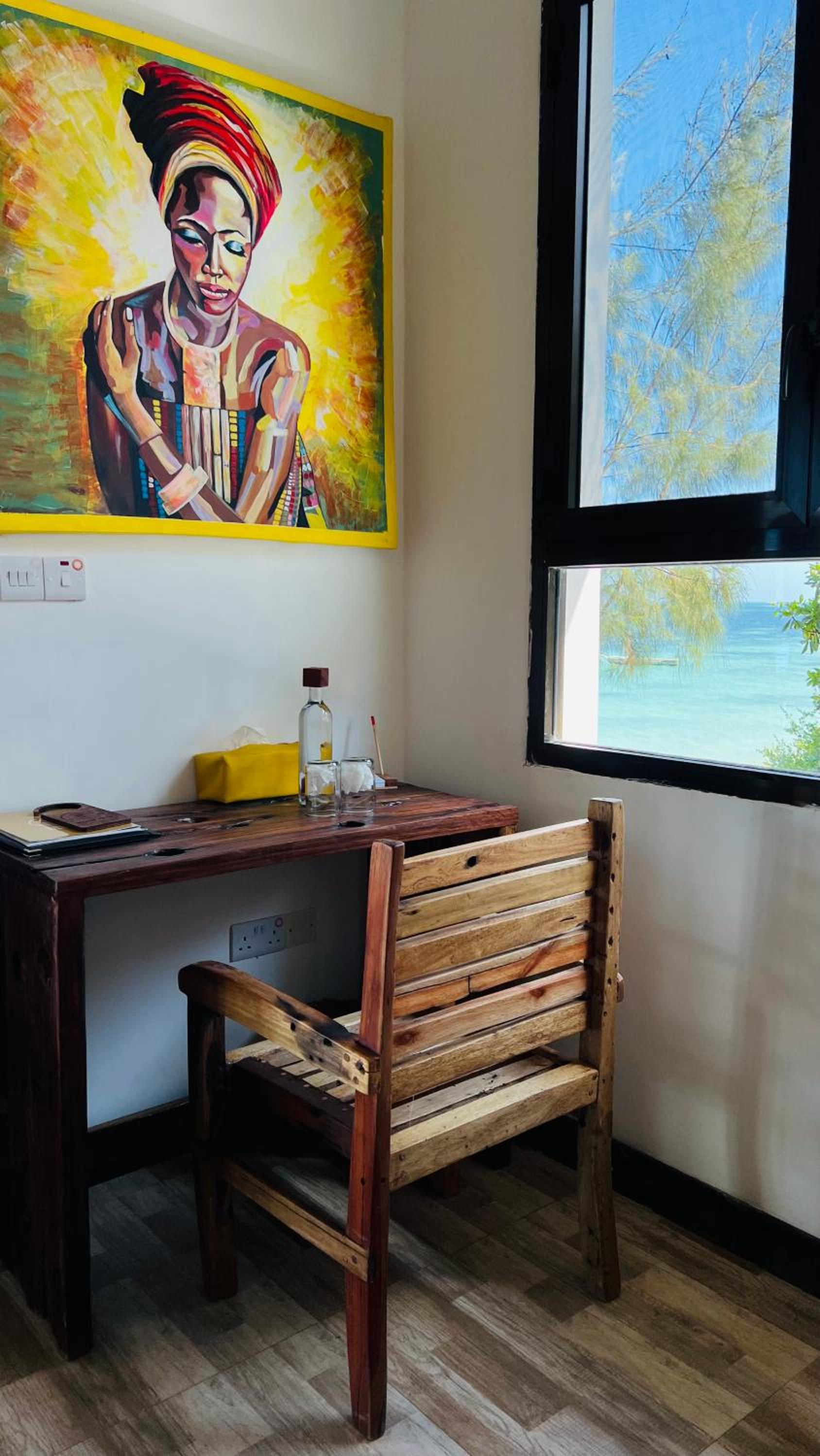 Deluxe One-Bedroom Apartment with Ocean View