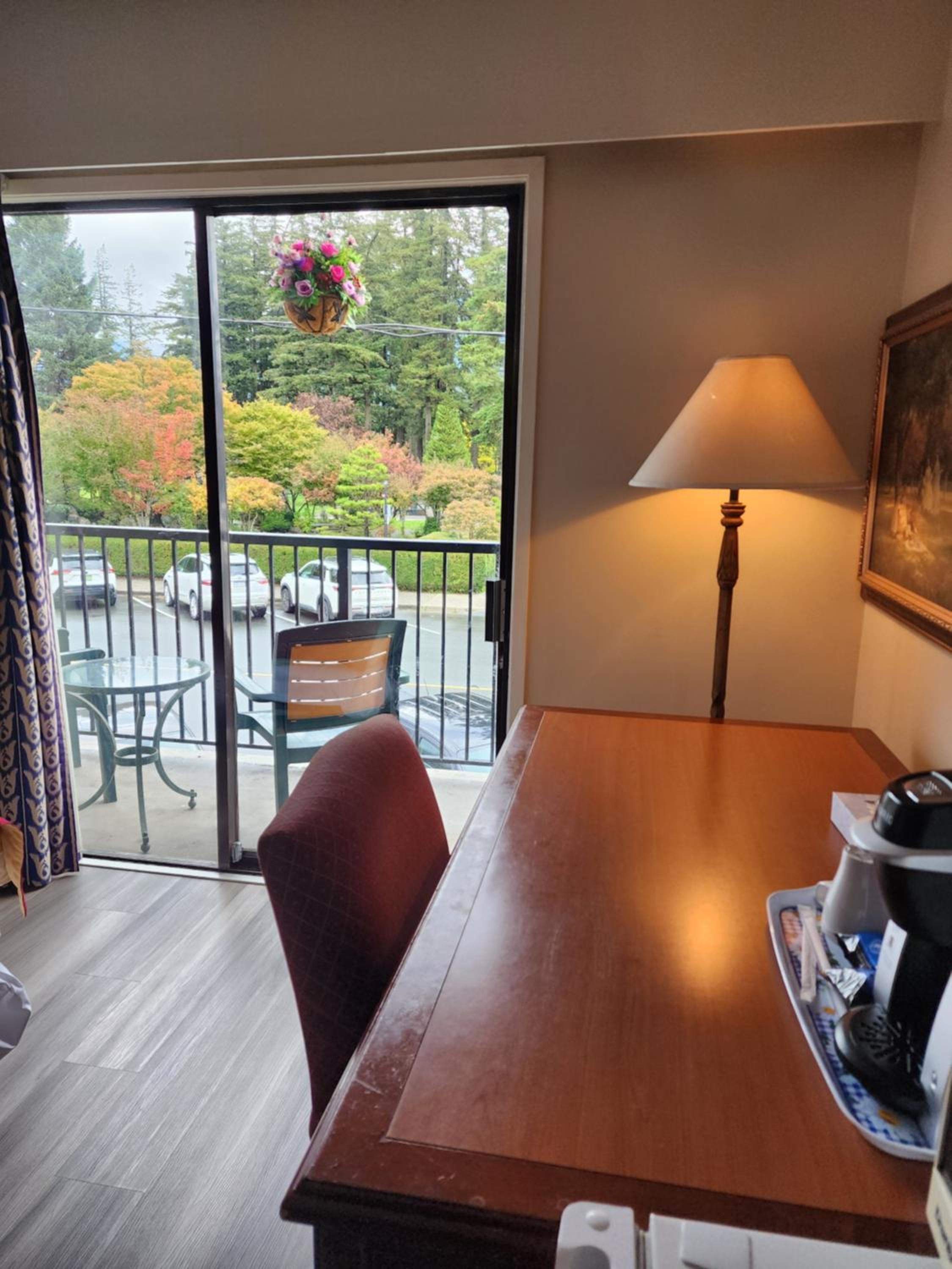 Standard King Room photo 2