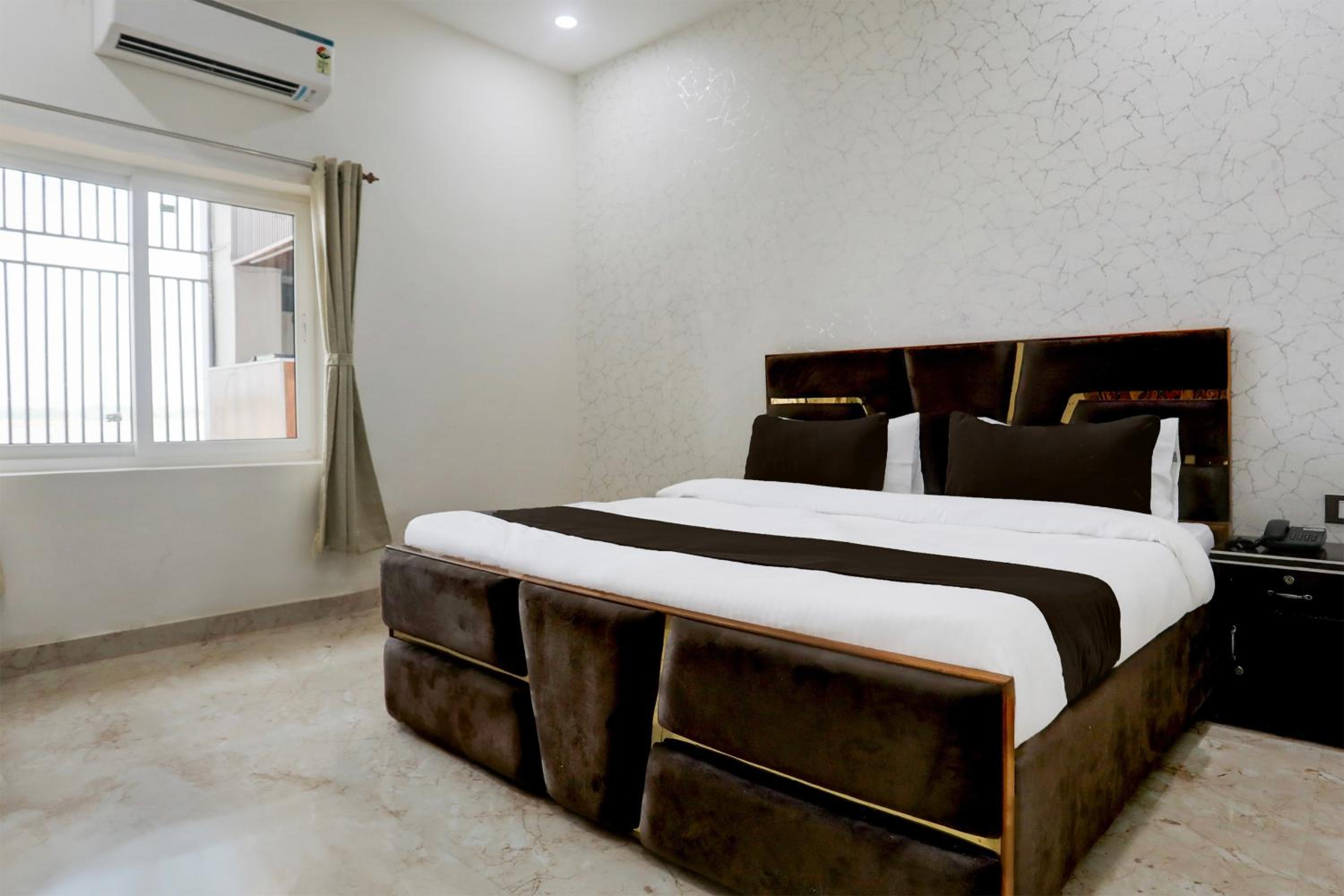 Classic Triple Room