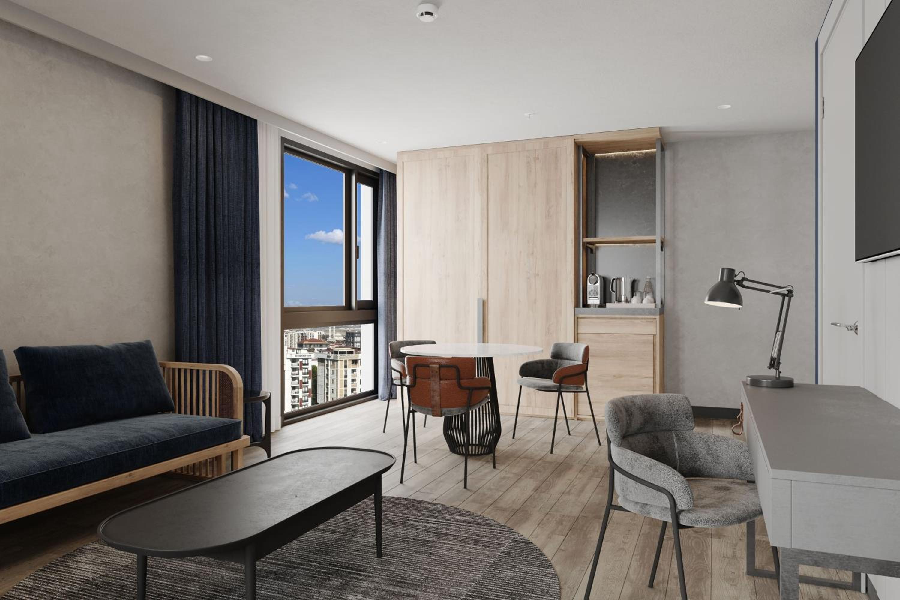 Premium Panoramic King Suite with City View photo 3