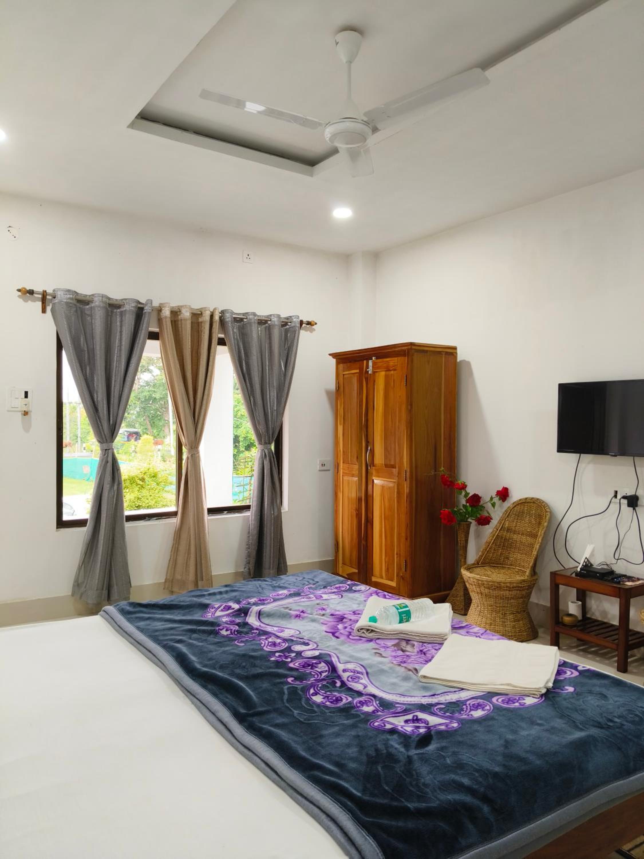 Deluxe Queen Room - Photo 4