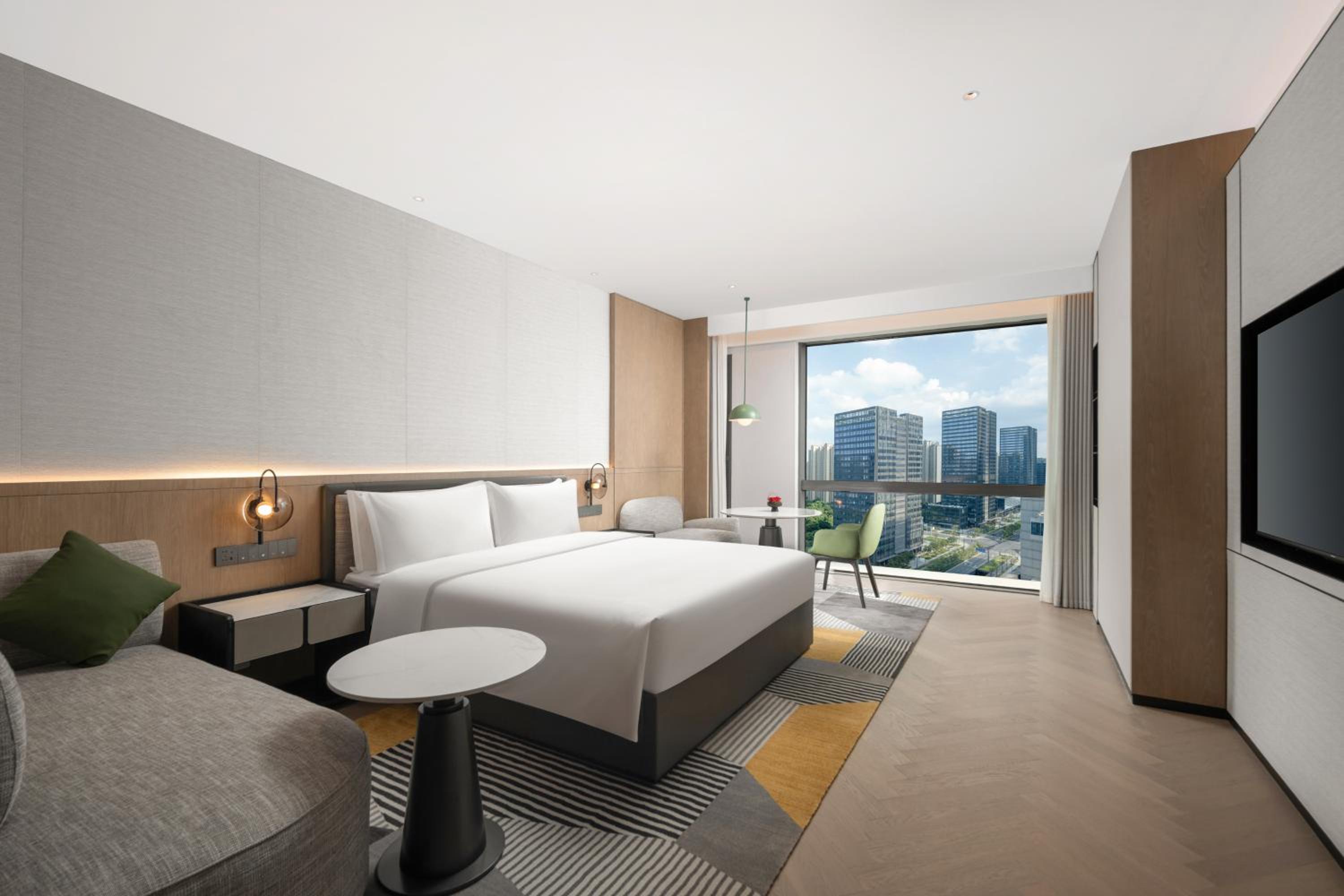 Standard King Room photo 3