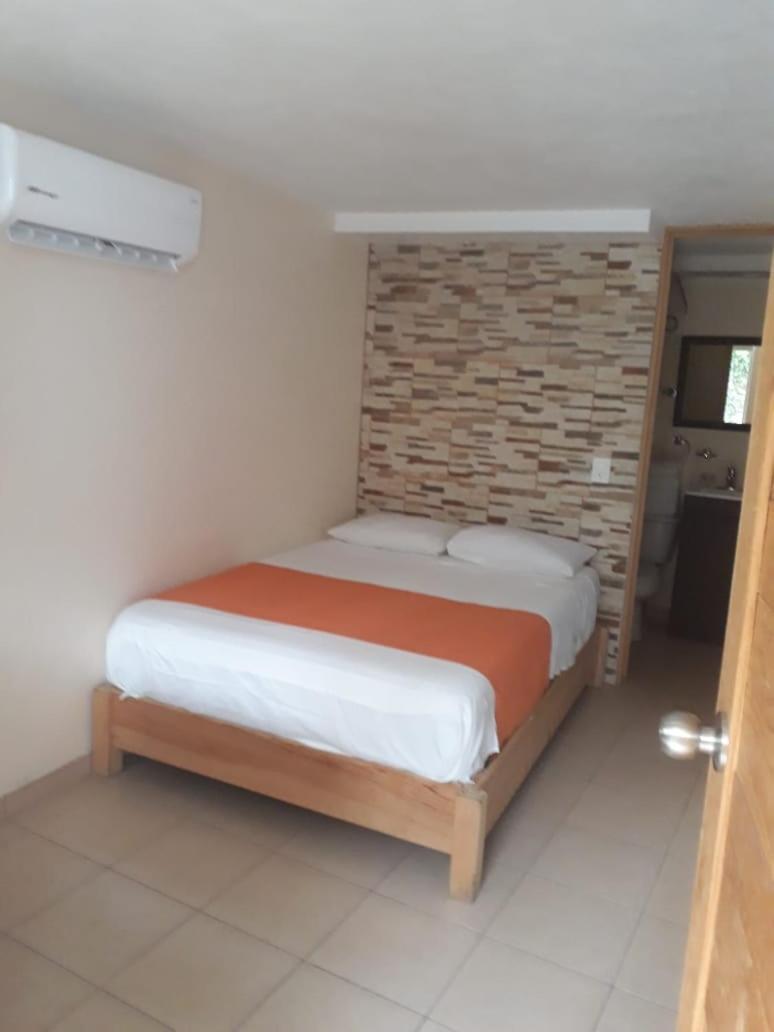 Small Double Room - Photo 1
