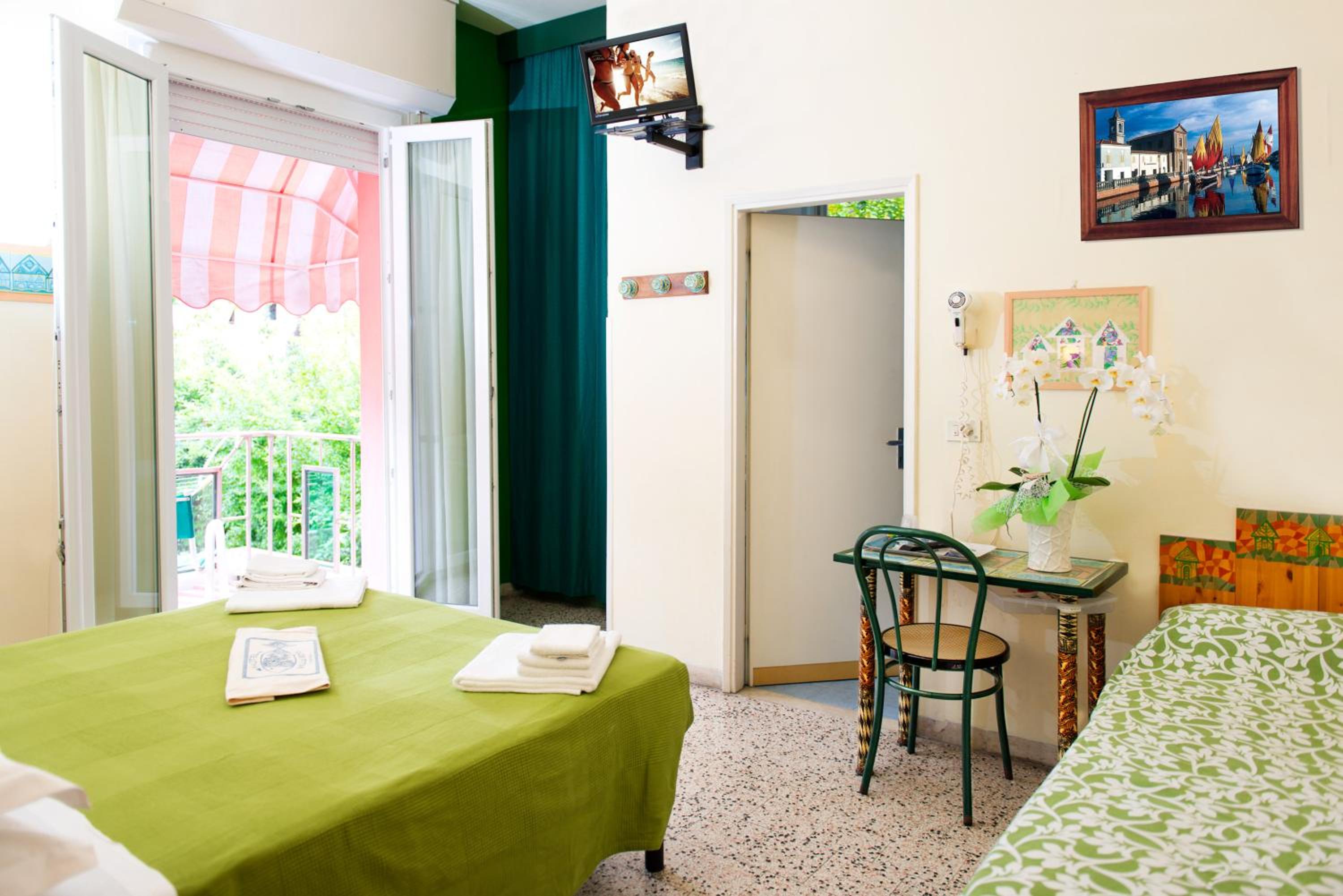 Triple Room - Photo 1