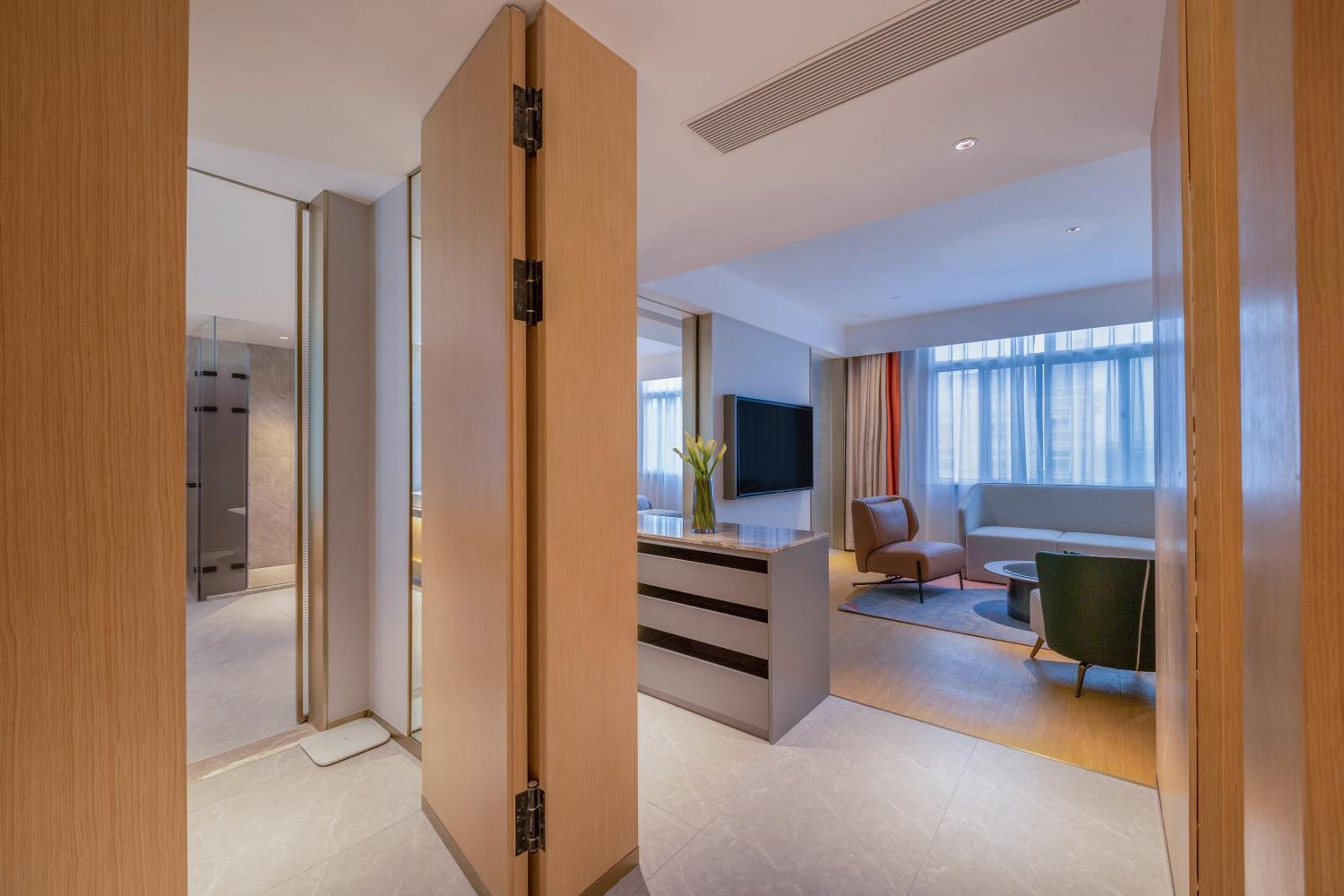 One-Bedroom Suite