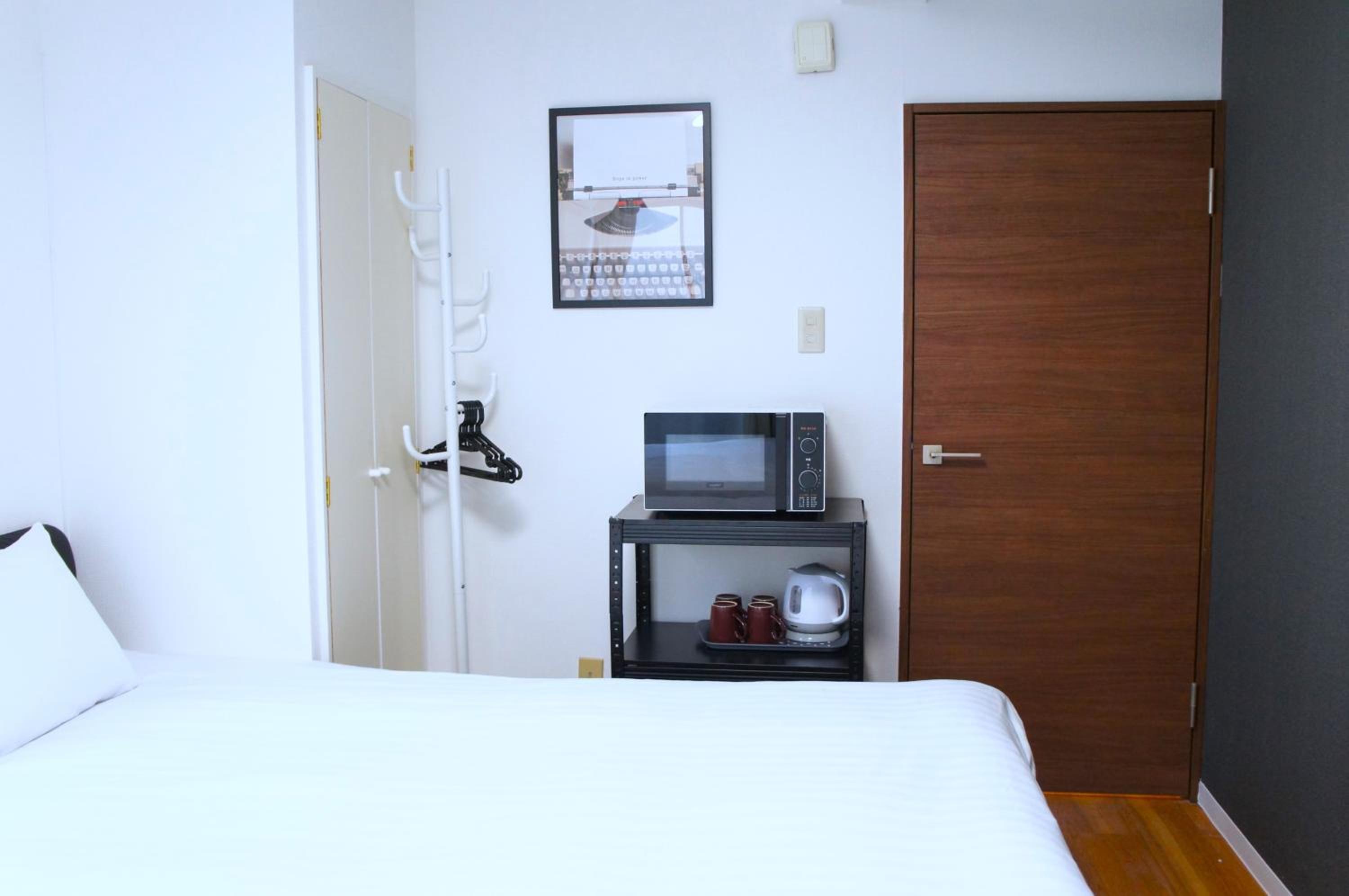 One-Bedroom Apartment photo 3