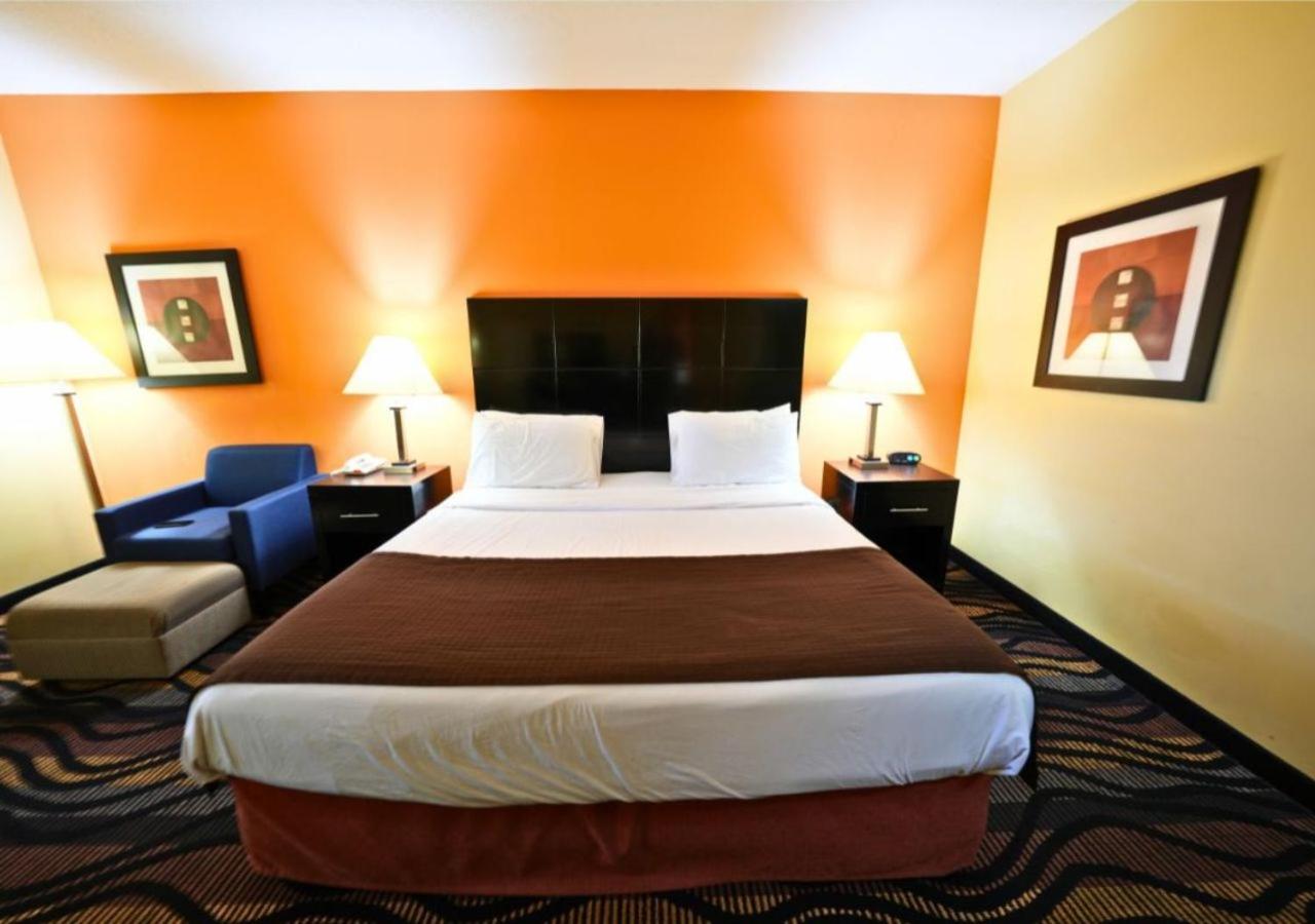 King Room - Disability Access photo 1