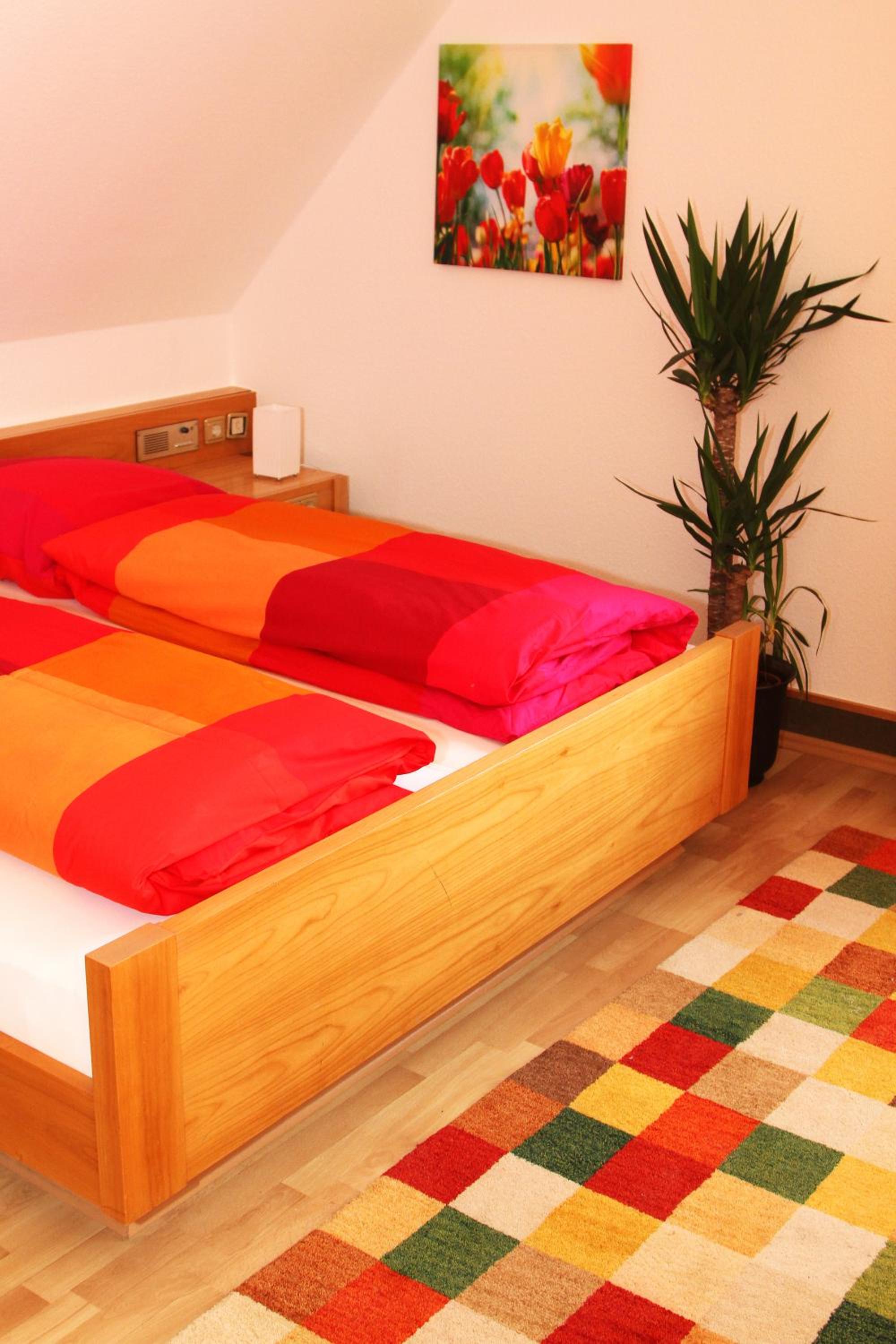 Comfort Double Room with Extra Bed - Photo 2