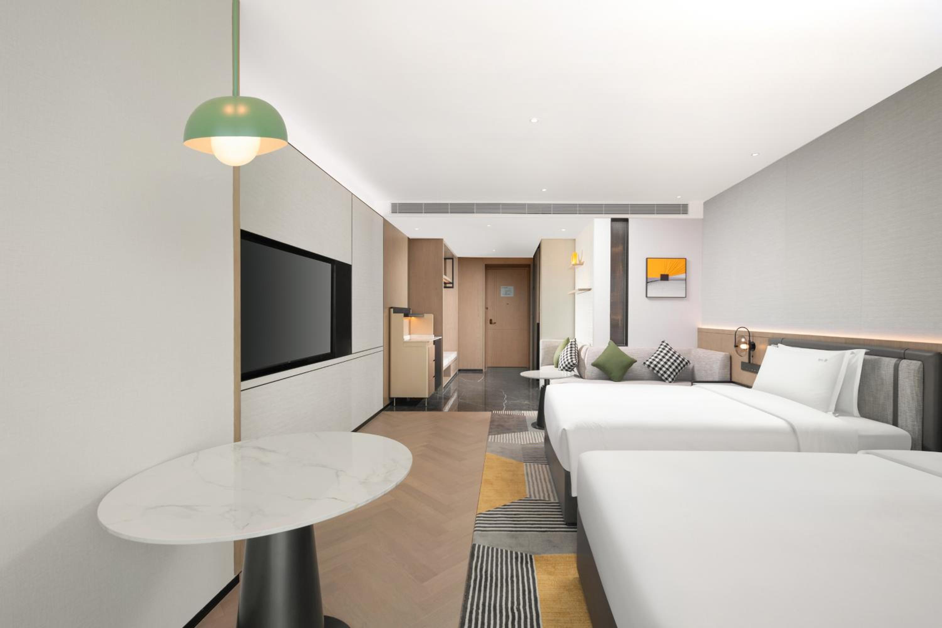 Standard Double Room with Two Double Beds photo 2