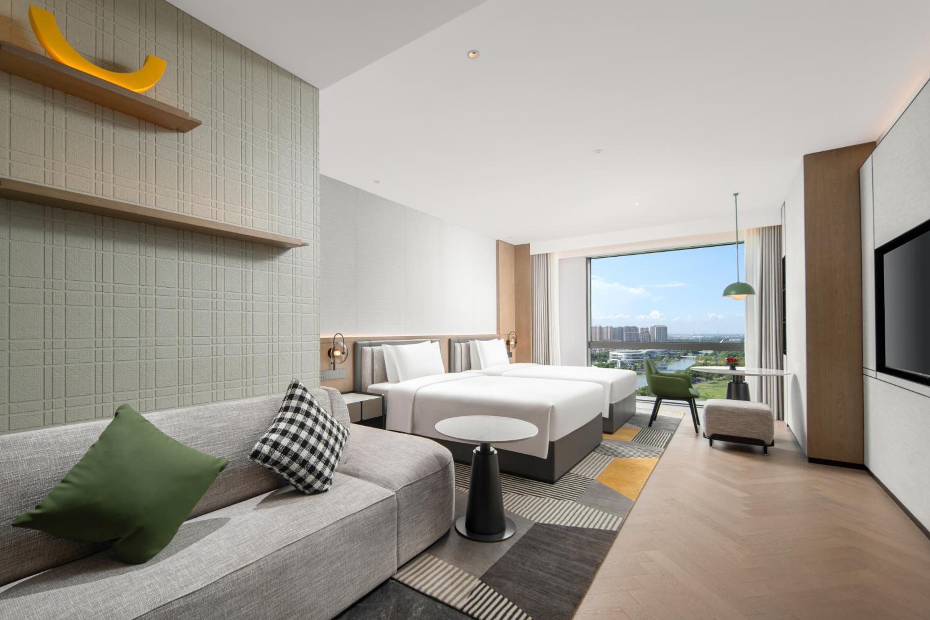 Standard Double Room with Two Double Beds and River View photo 2