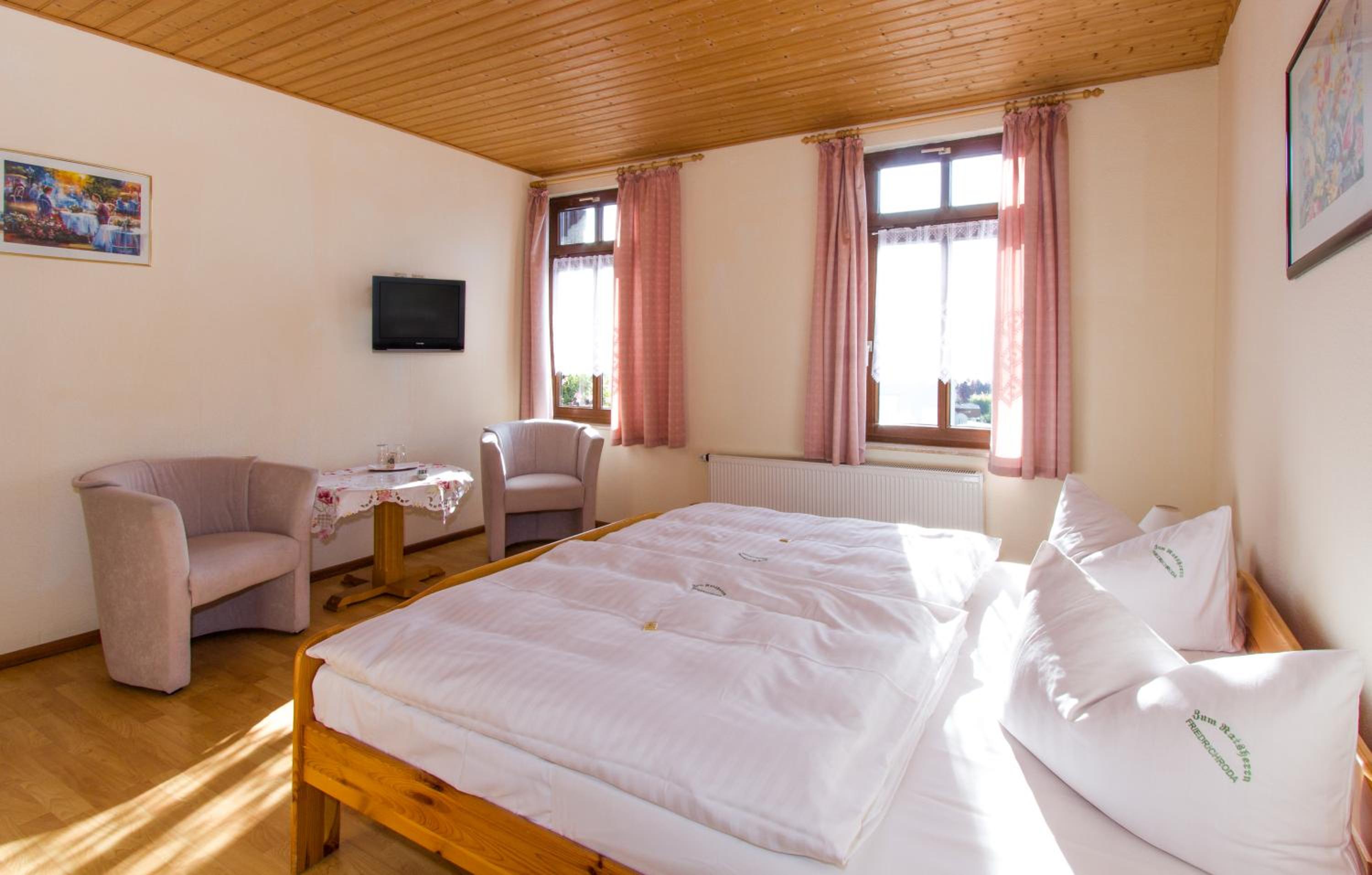 Double Room with Private Bathroom photo 1