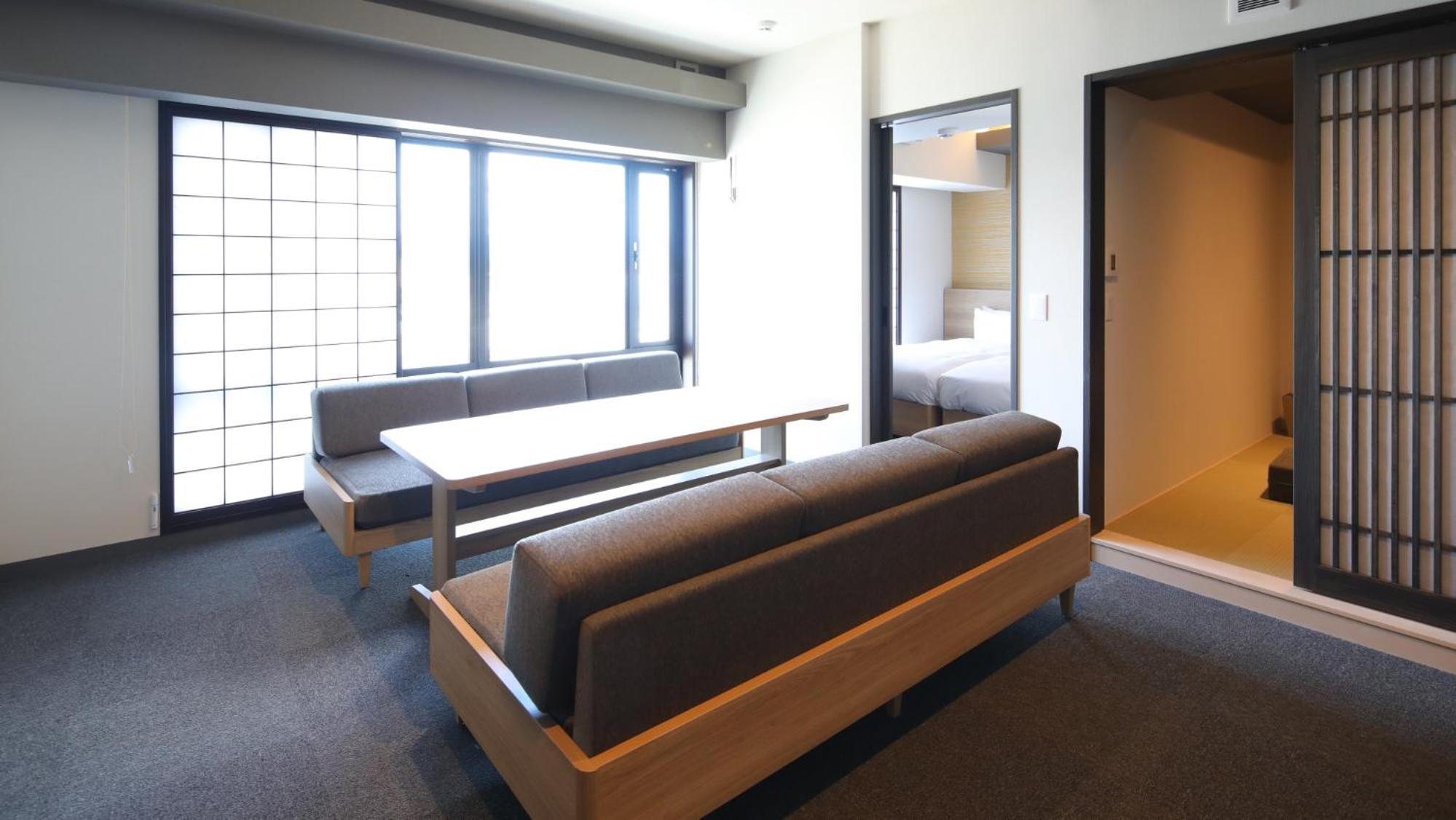 Premire Japanese Western Style Room with Bunk Bed - Non-Smoking - Photo 1