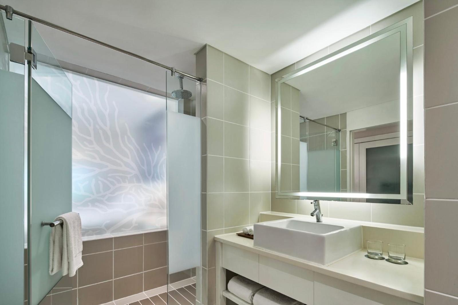 Twin Room - Photo 2