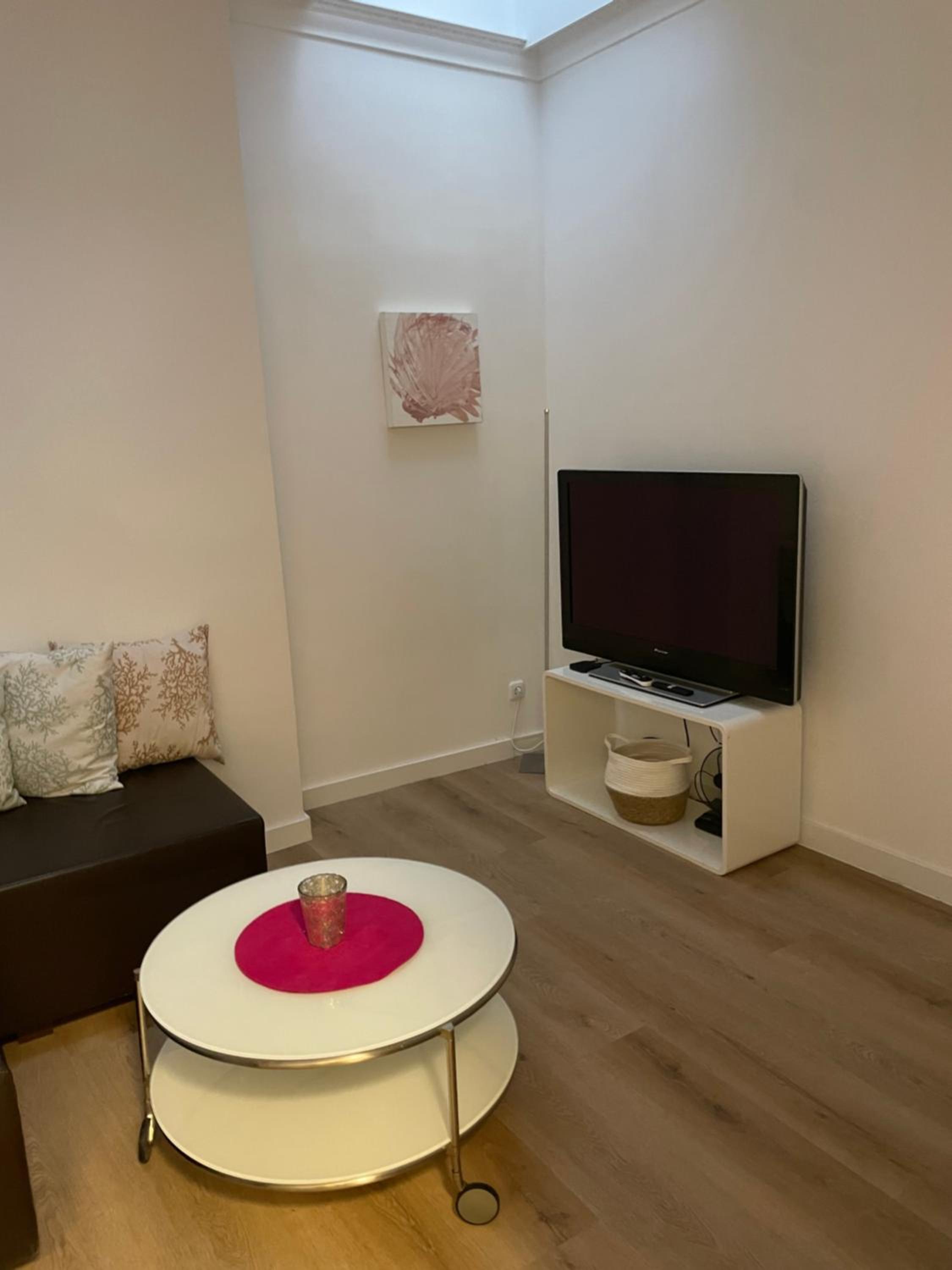 Two-Bedroom Apartment photo 2