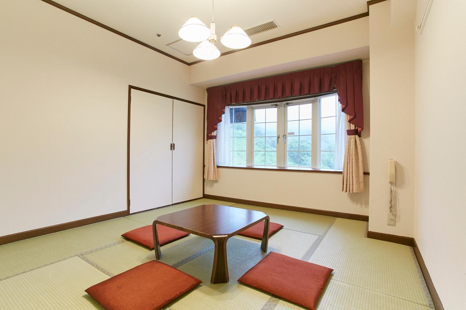 Standard Room with Tatami Area - Photo 6