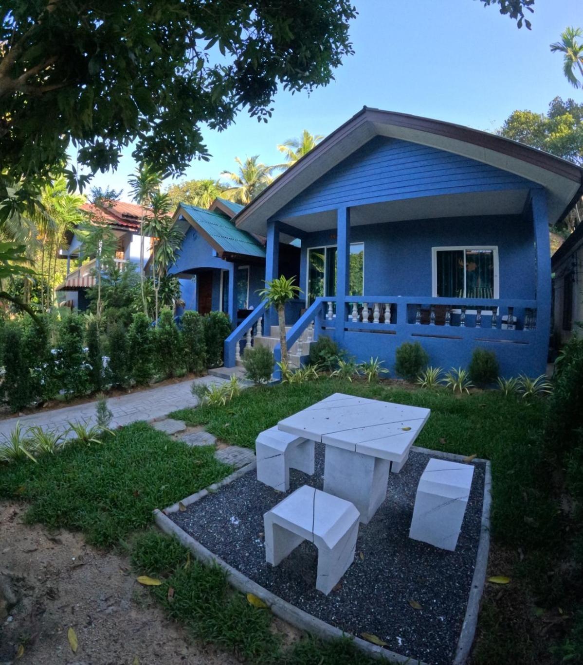Family Bungalow photo 2