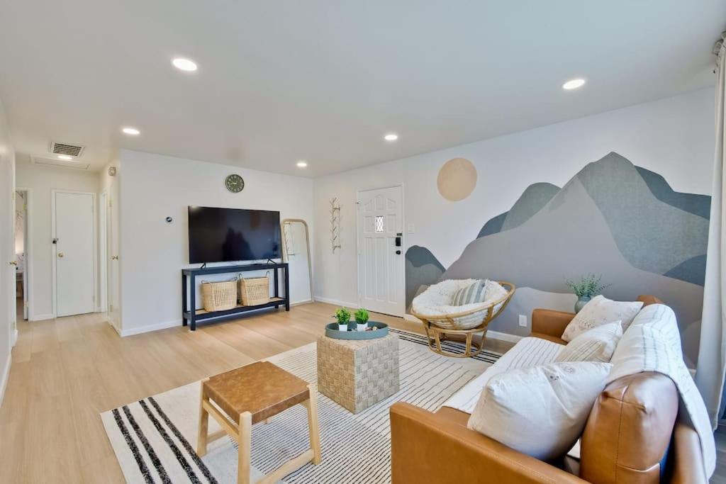 Two-Bedroom House photo 1