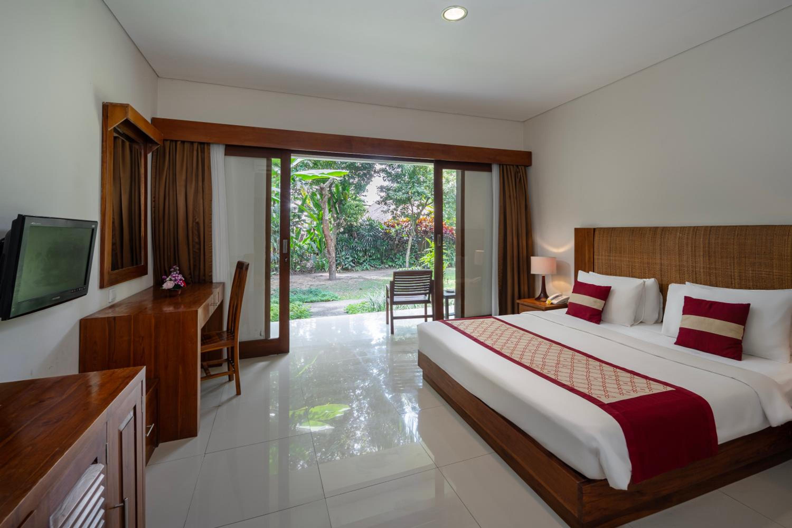 Superior Double or Twin Room - Photo 11