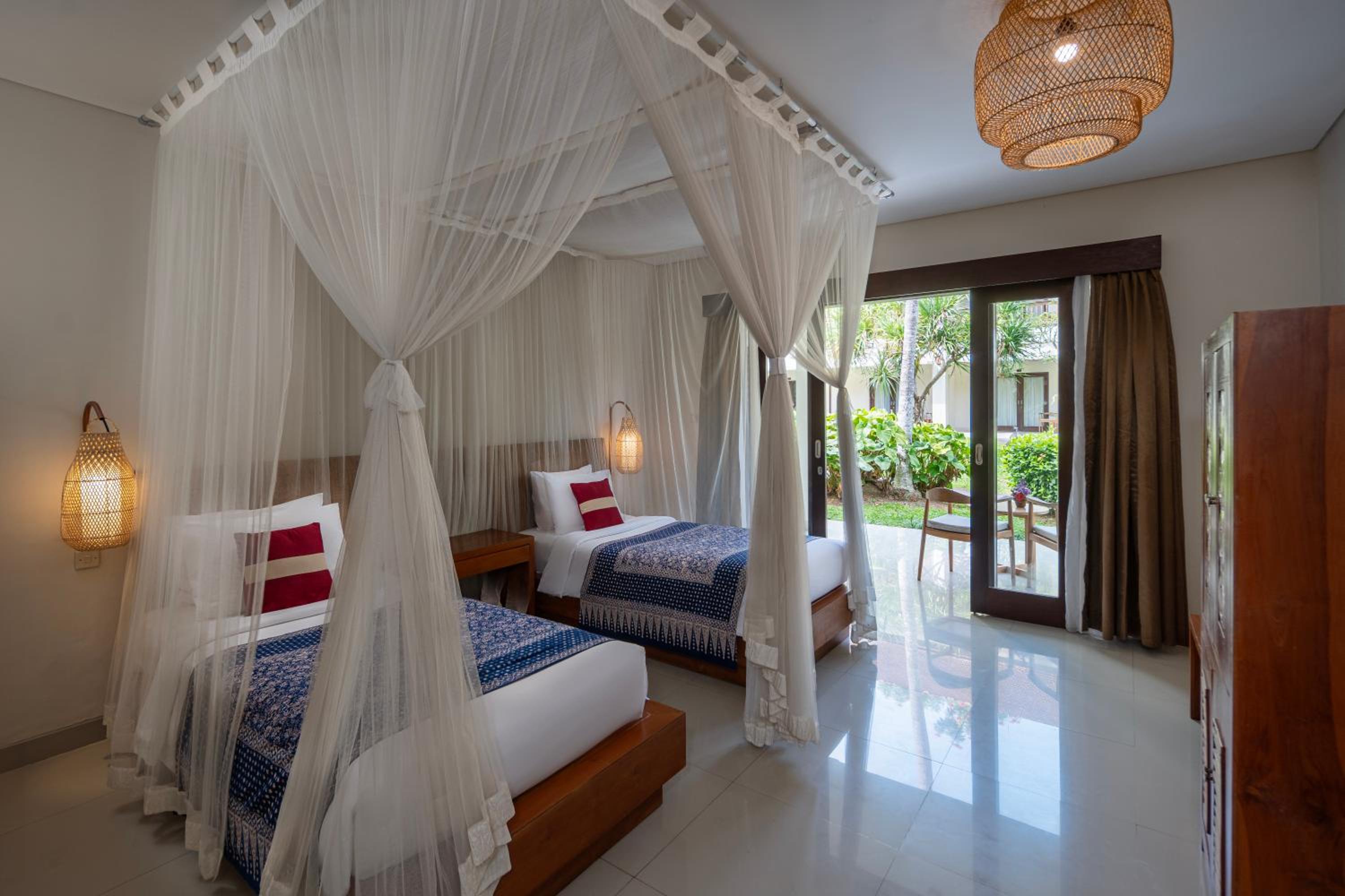 Deluxe Double or Twin Room - Photo 9