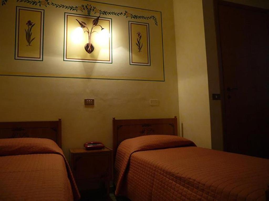 Twin Room photo 1