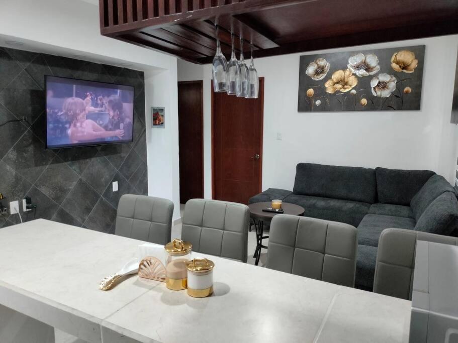 Three-Bedroom Standard Apartment photo 1