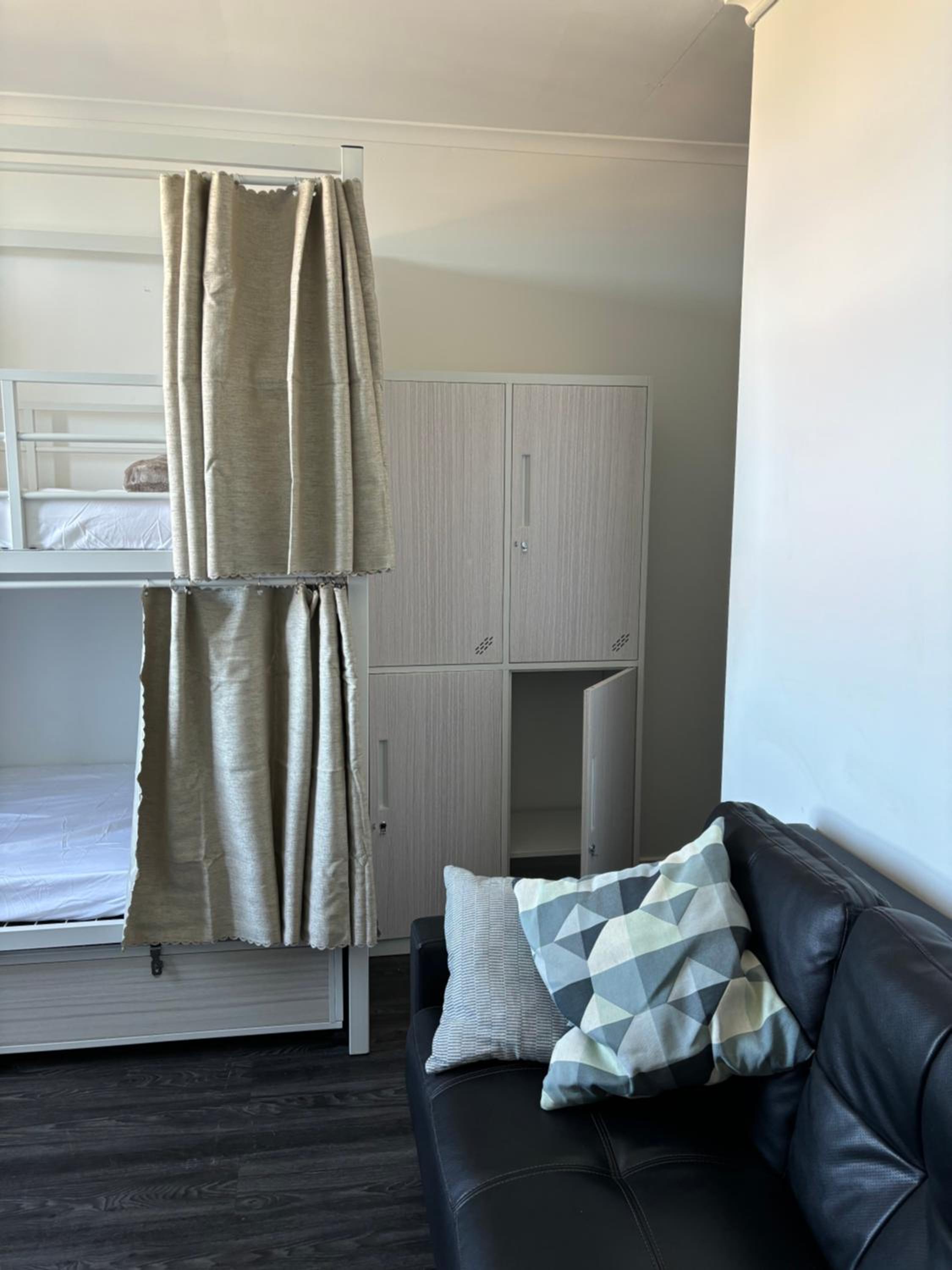 Bed in 8-Bed Female Dormitory Room (18-35 years old only) thumbnail 5
