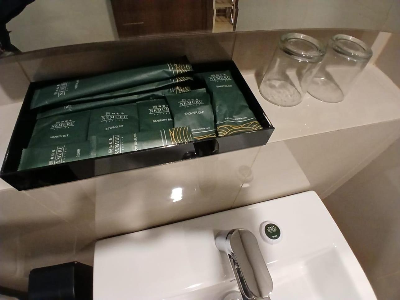 Deluxe Suite - Photo 8