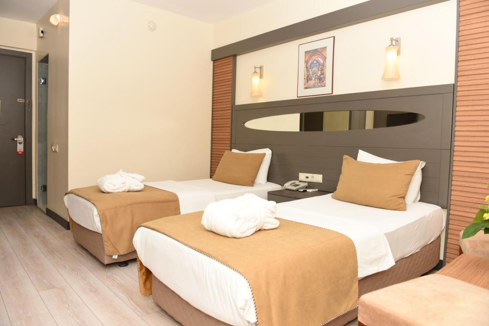 Triple Room - Photo 1