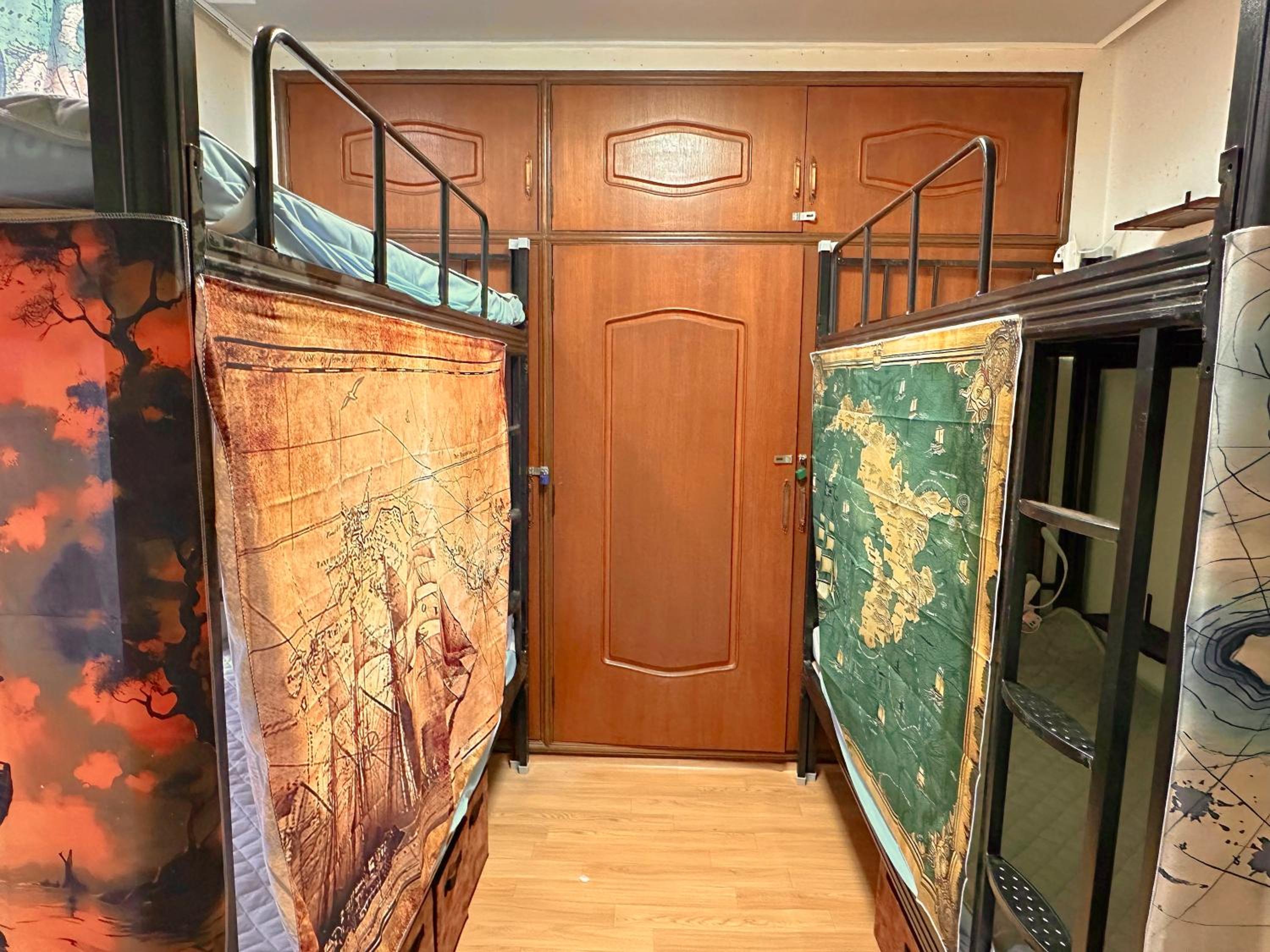 Bed In 4-Bed Female Dormitory Room photo 2