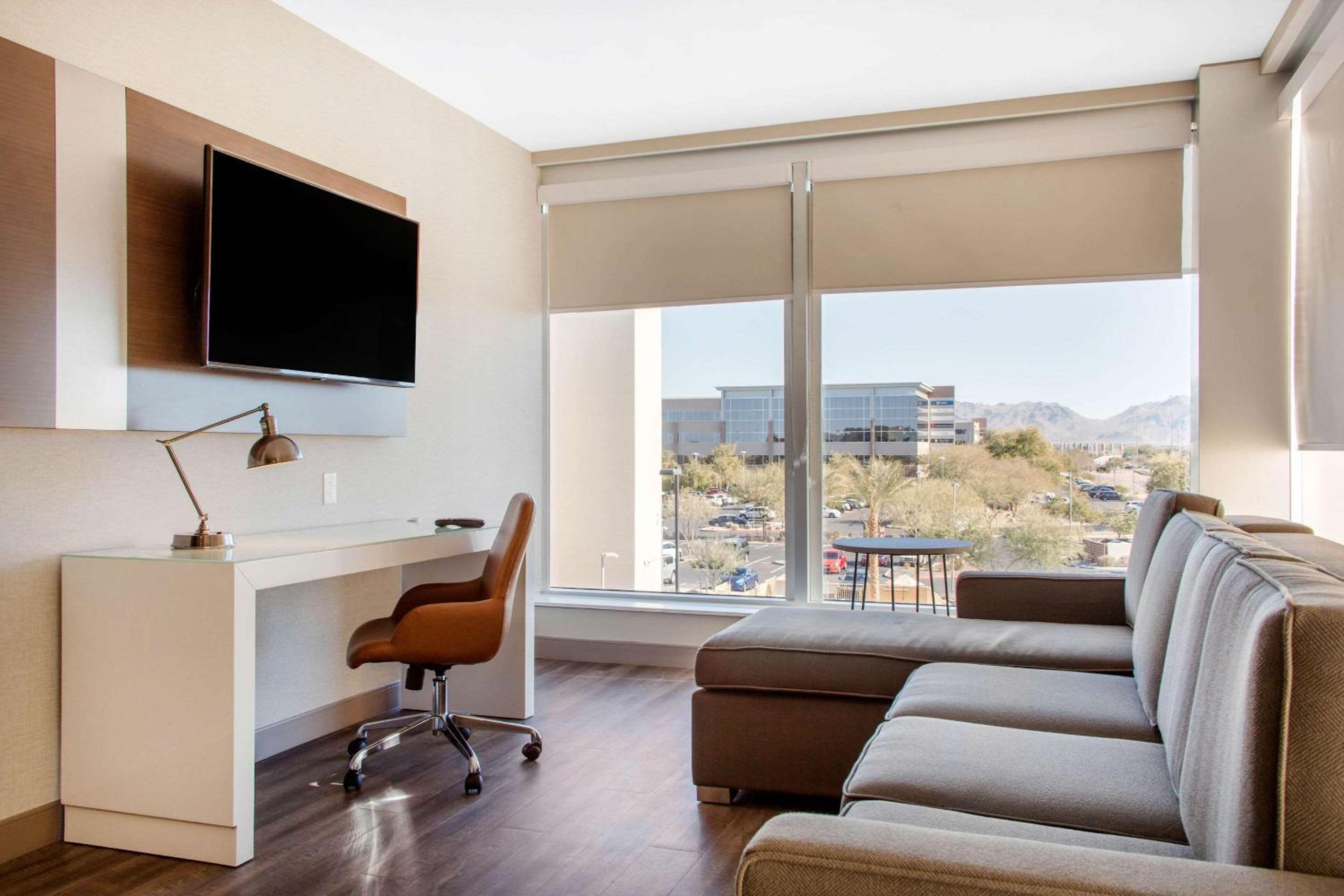 King Suite With Sofa Bed - Non Smoking