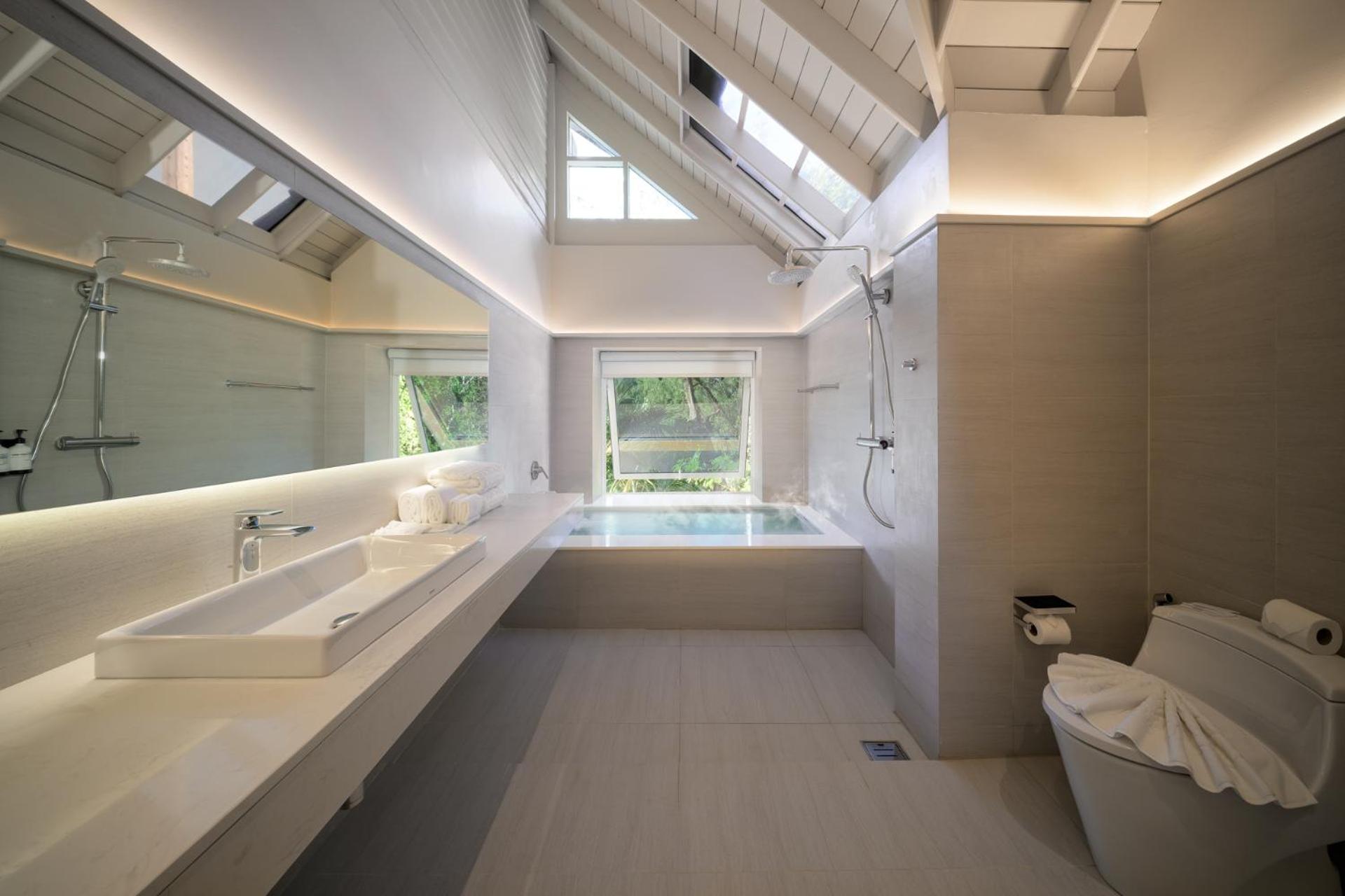 Grand Hotspring Pool Villa - Photo 24