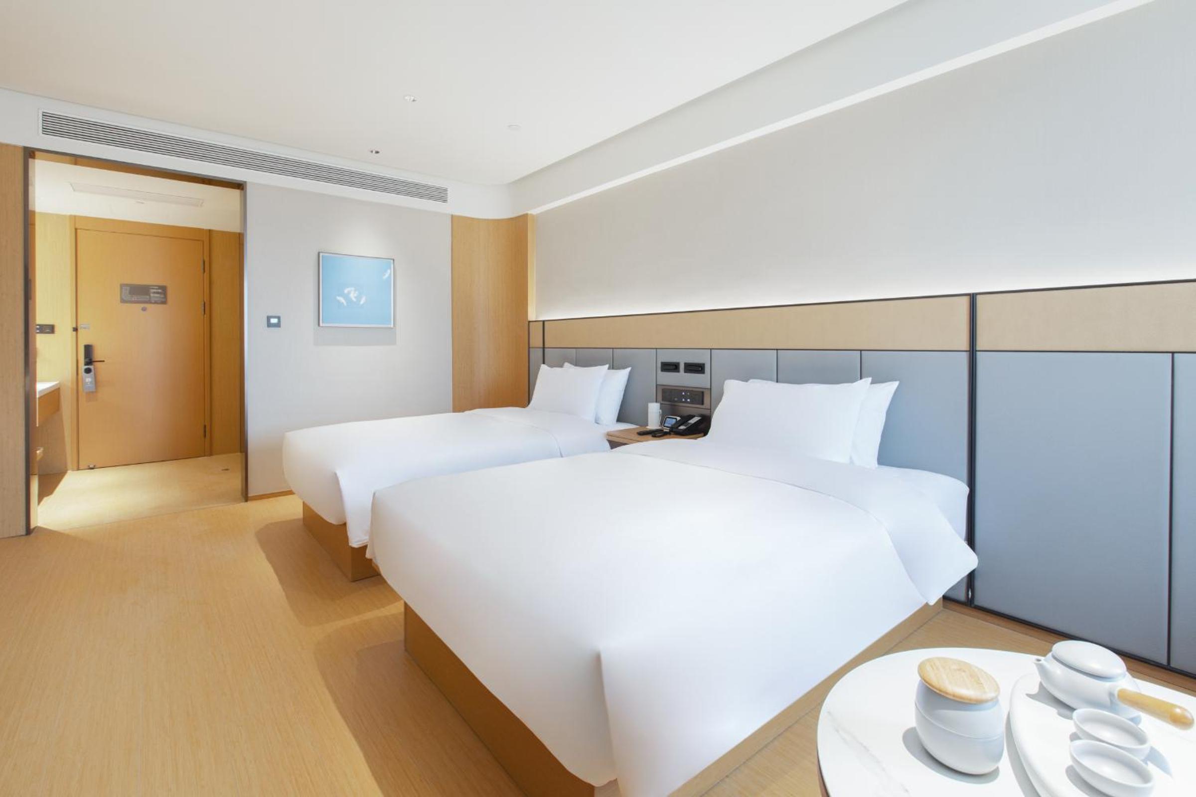 Superior Twin Room with Garden View photo 1